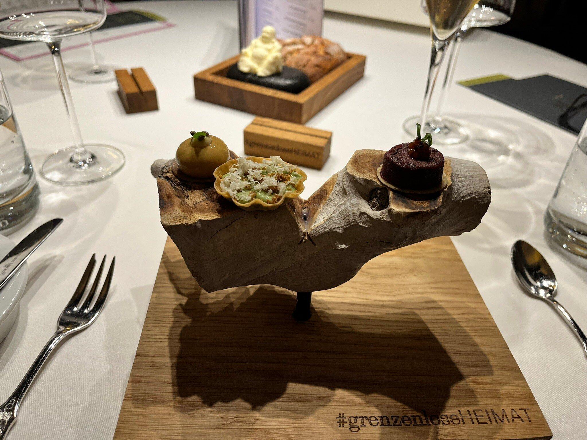 Aura By Alexander Herrmann & Tobias Bätz