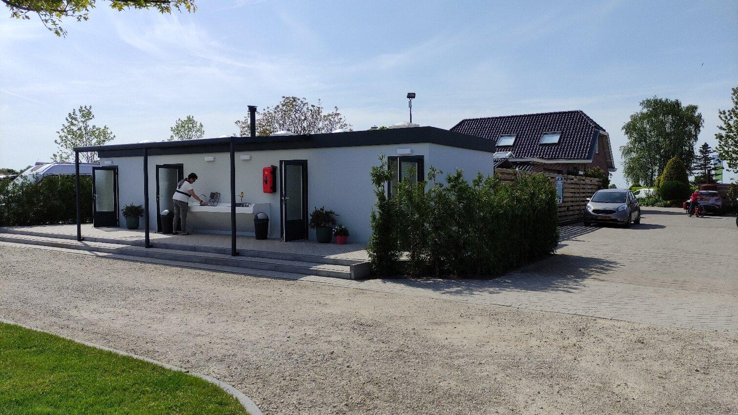 Camping Het Strandje in Ommeren