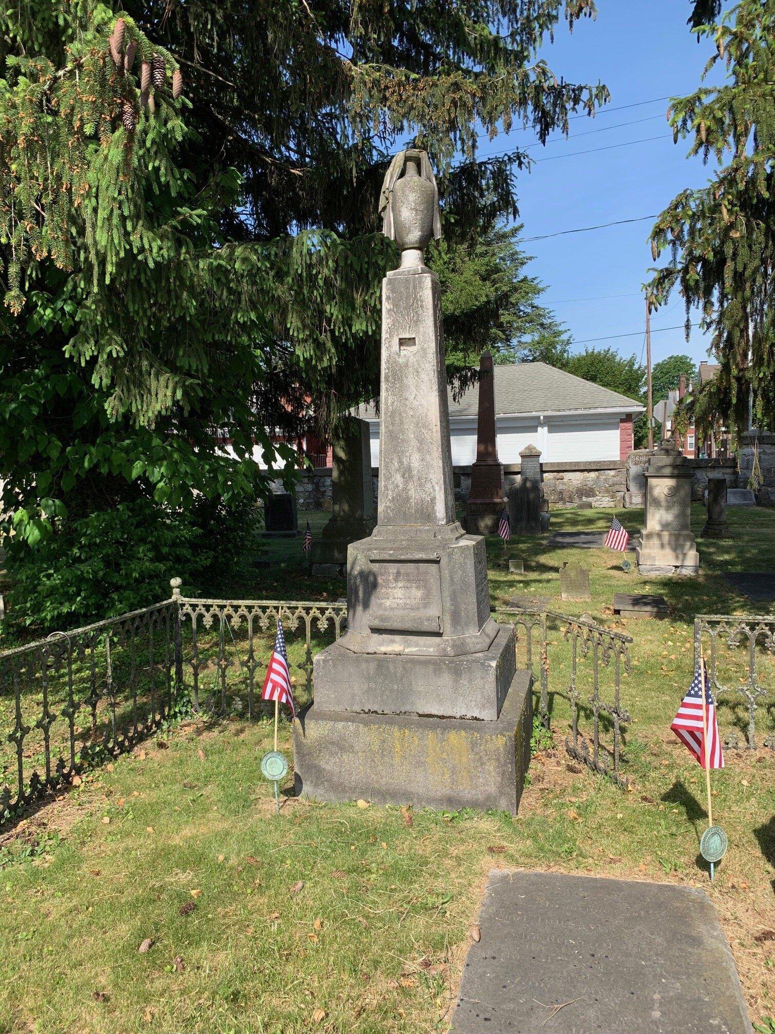 Old Public Graveyard