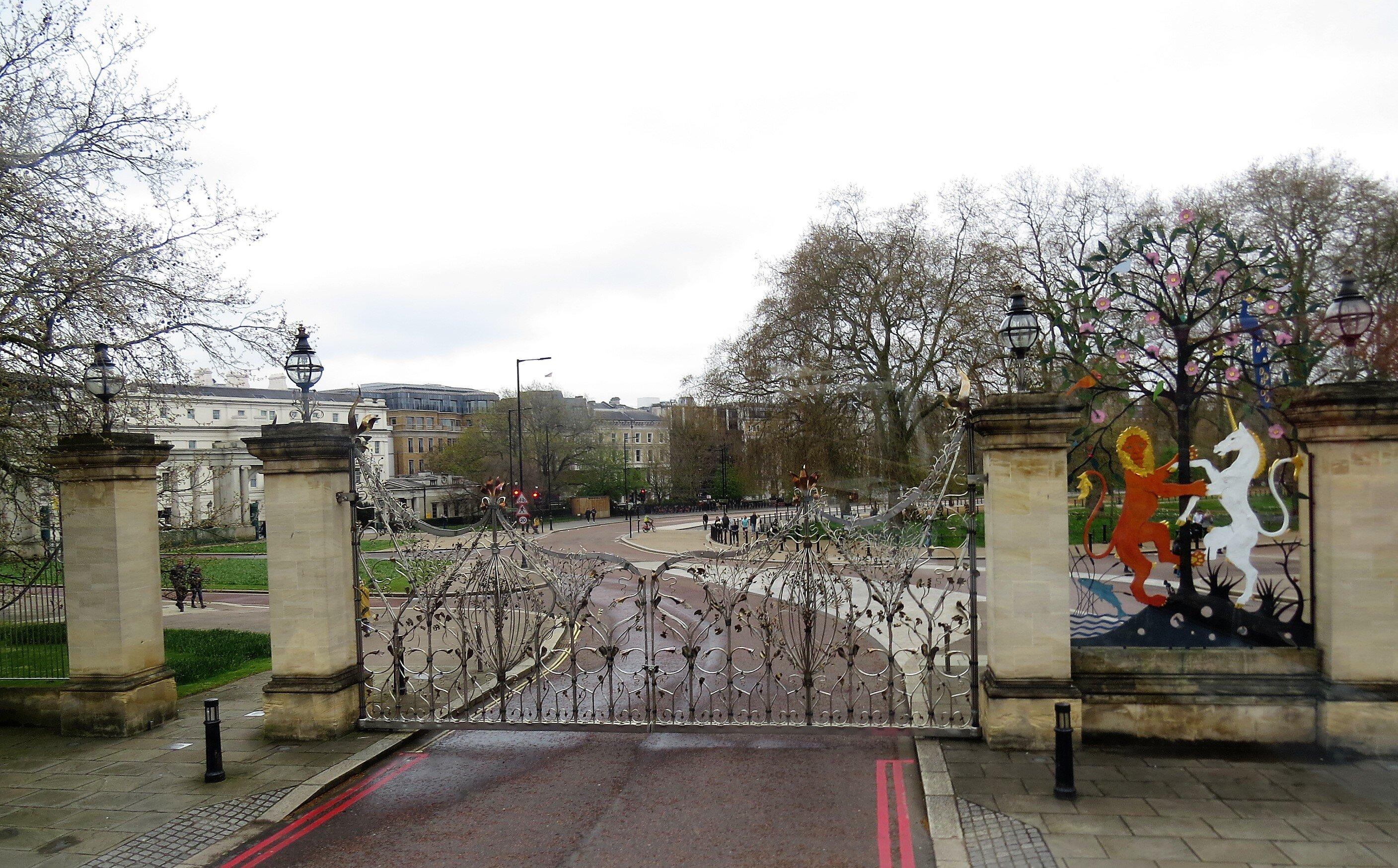 Queen Elizabeth Gate