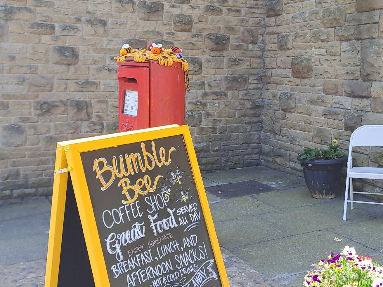 Bumble Bee Coffee Shop