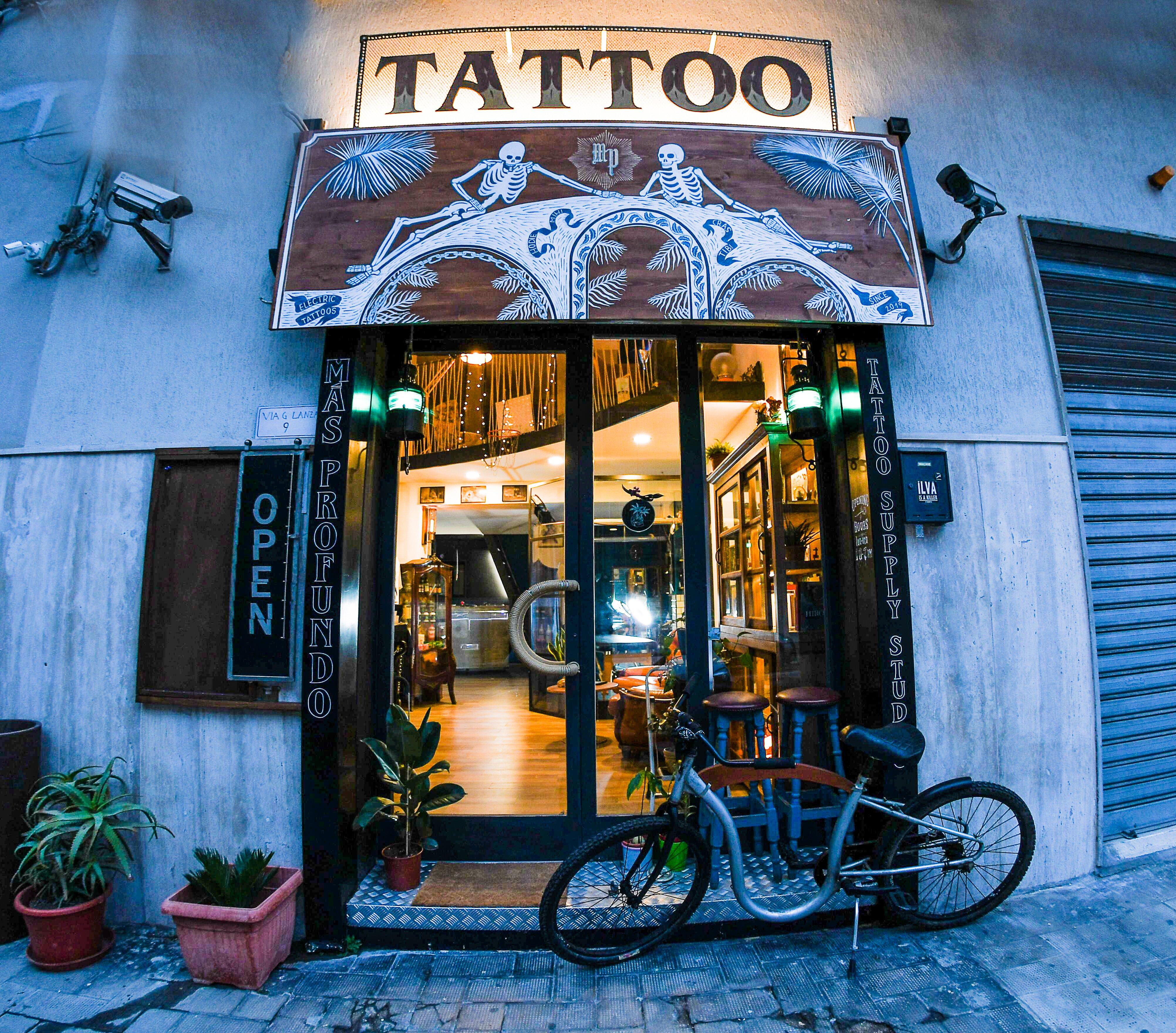 Más Profundo Tattoo Shop