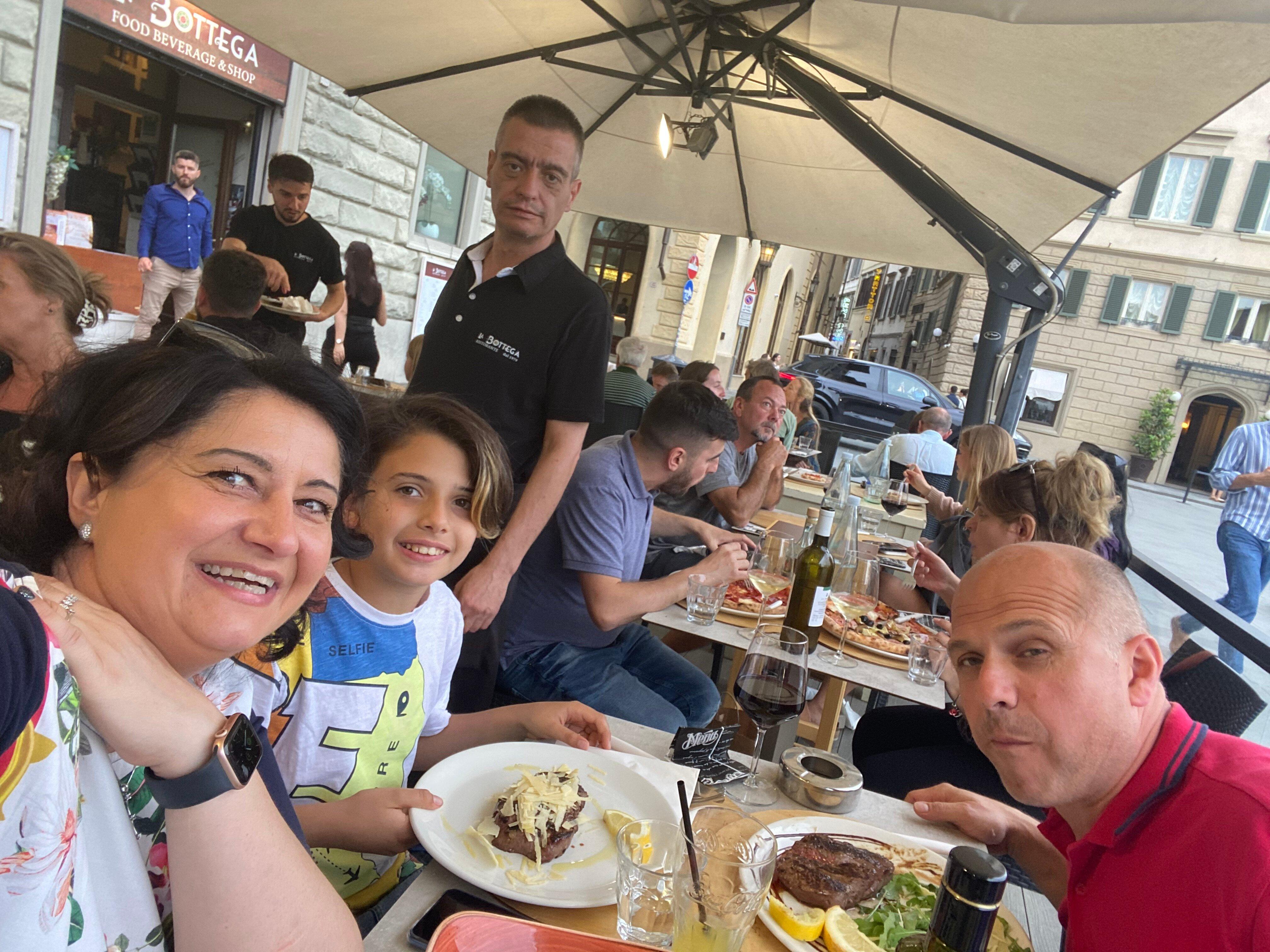 La Bottega Food Beverage & Shop