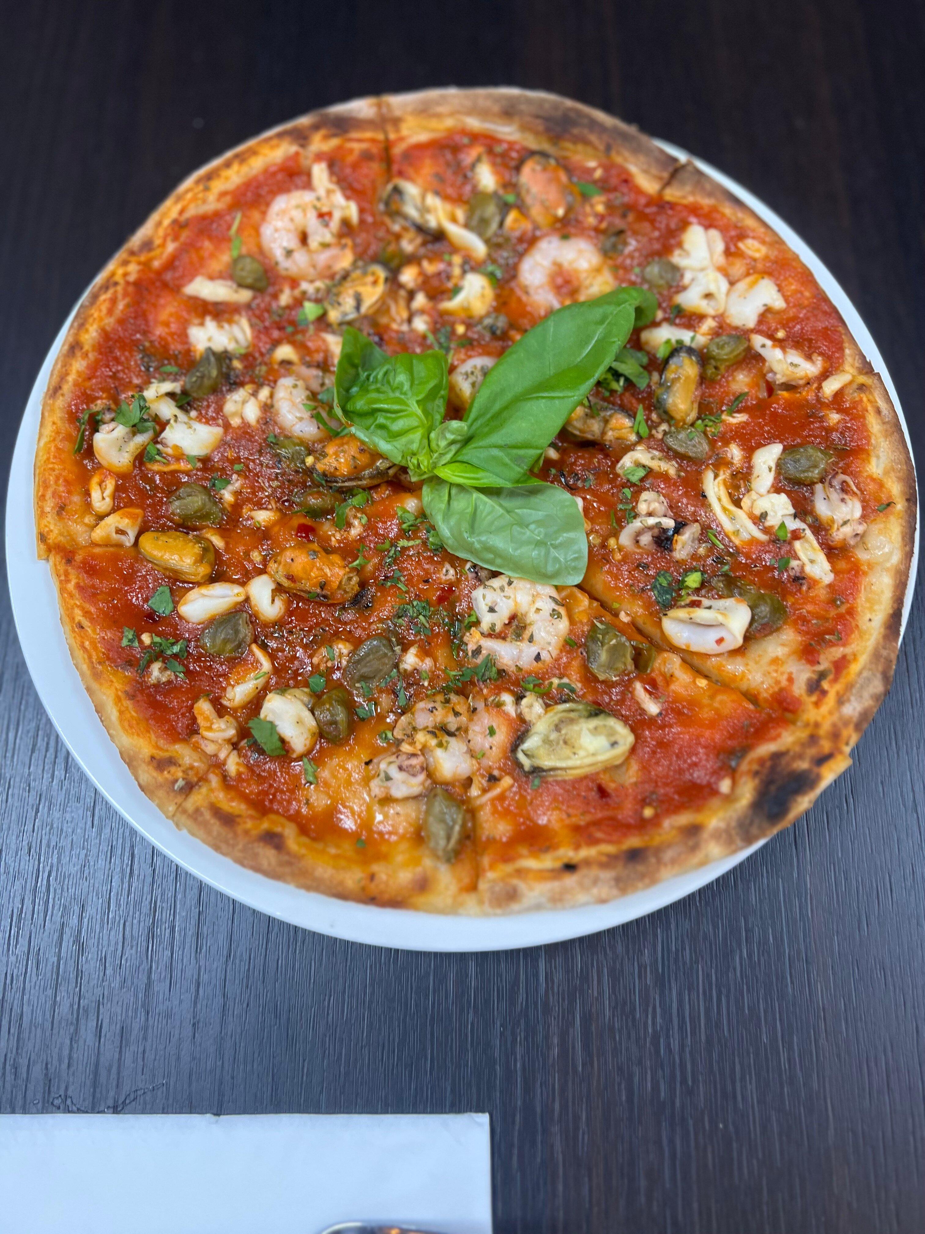 Swadisht Italian pizzeria