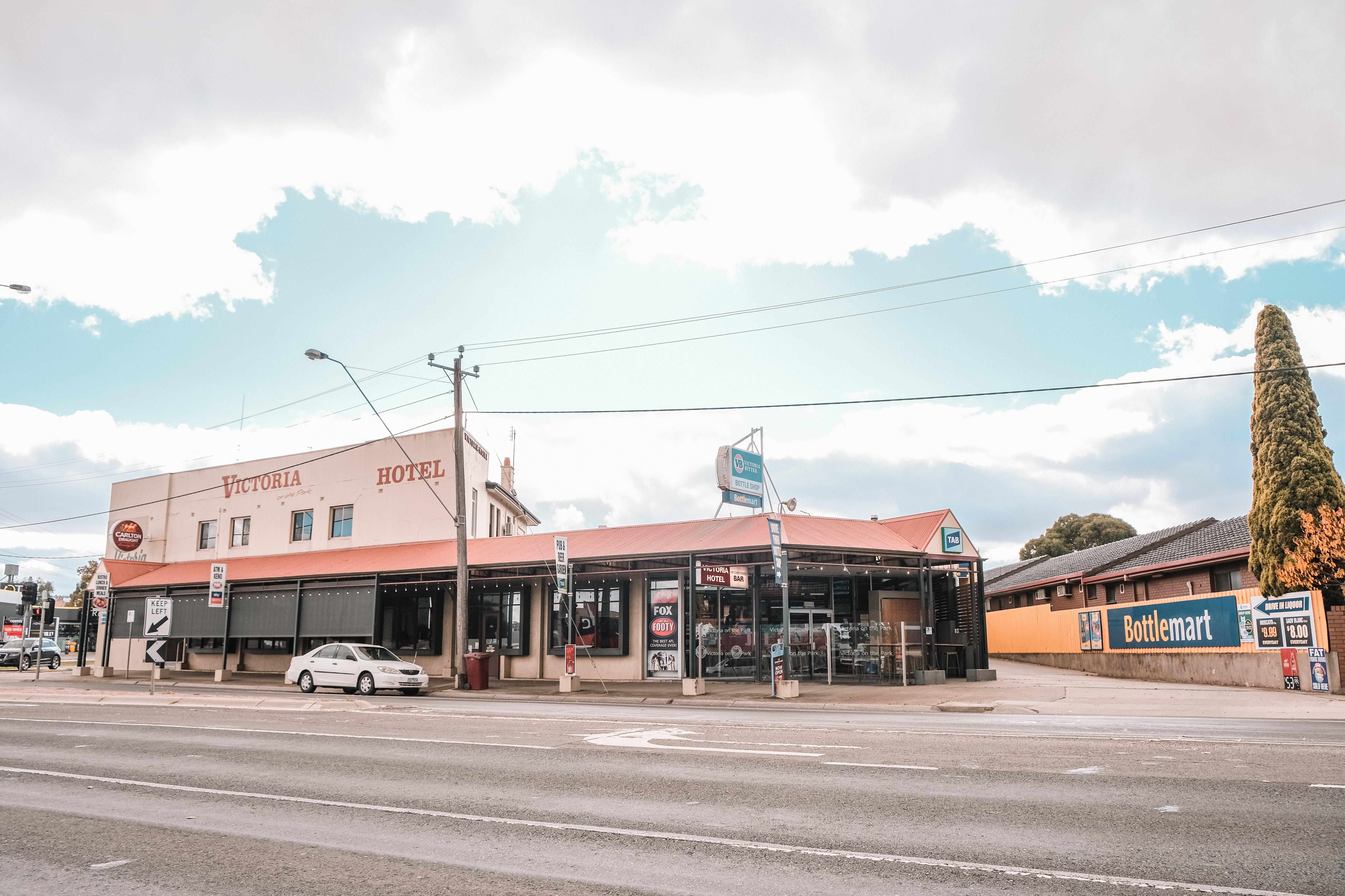 The Victoria Hotel Horsham