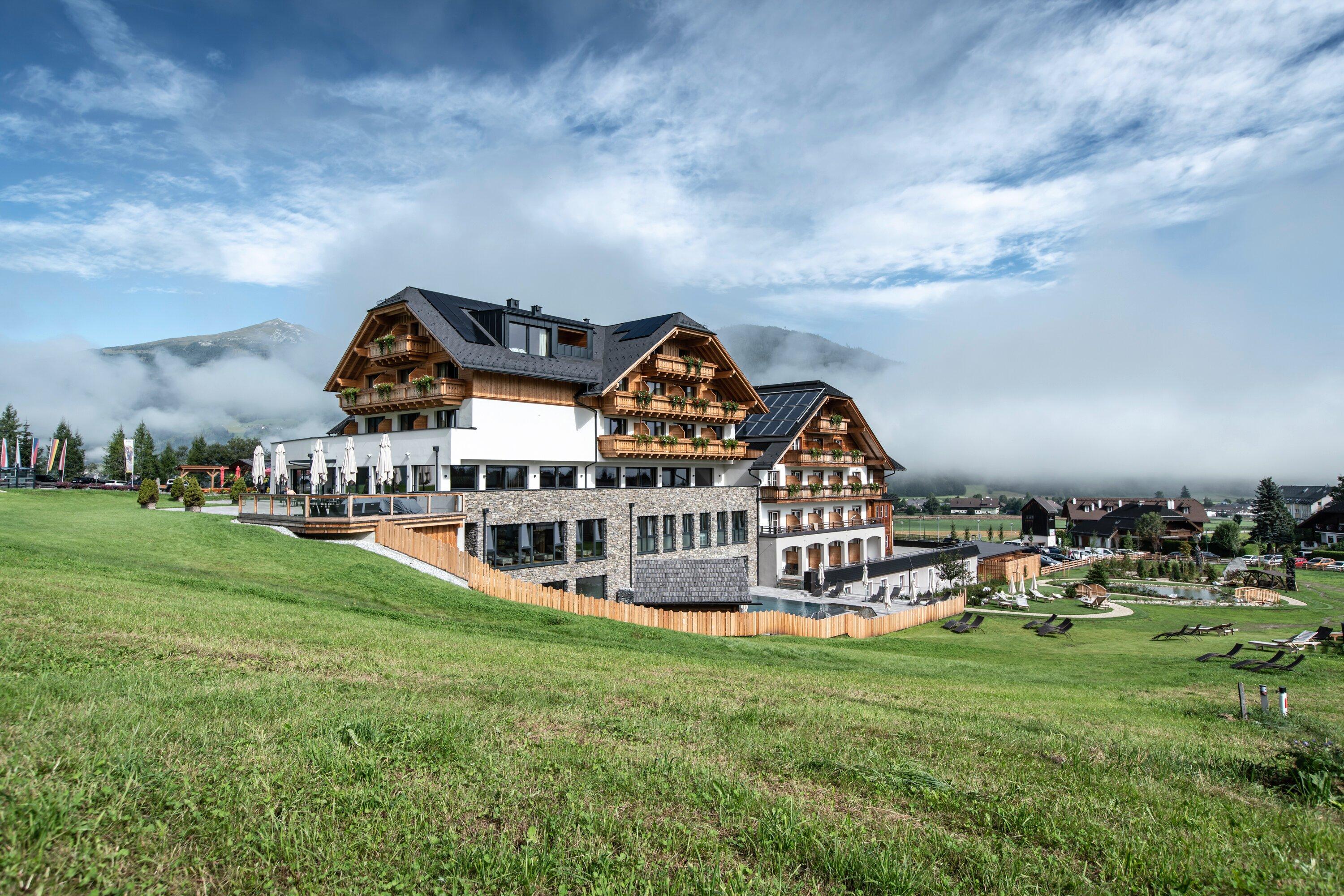 ALMGUT - Mountain Wellness Hotel