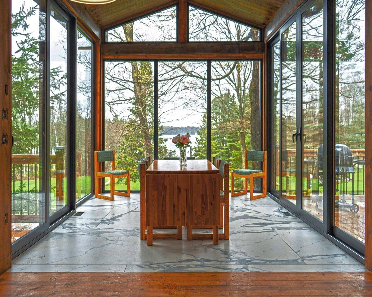 Pier 100 Cottage Resort