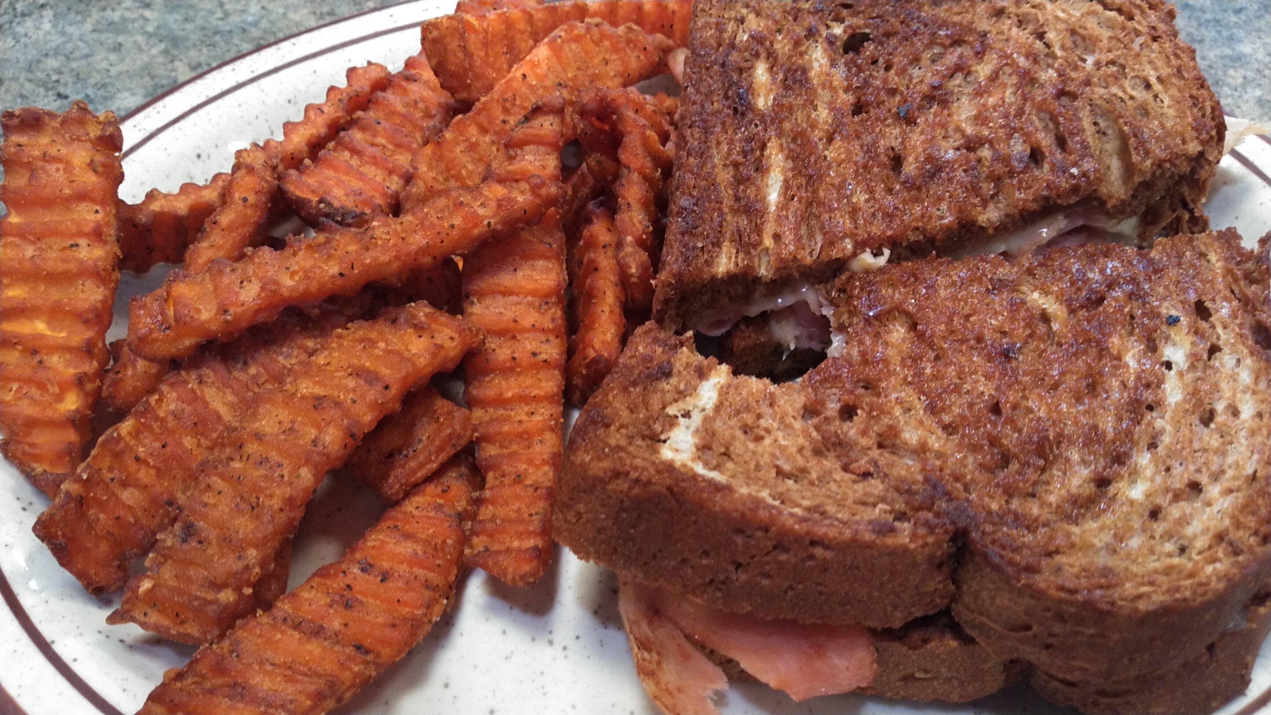 7 Lazy S Cafe and Bar