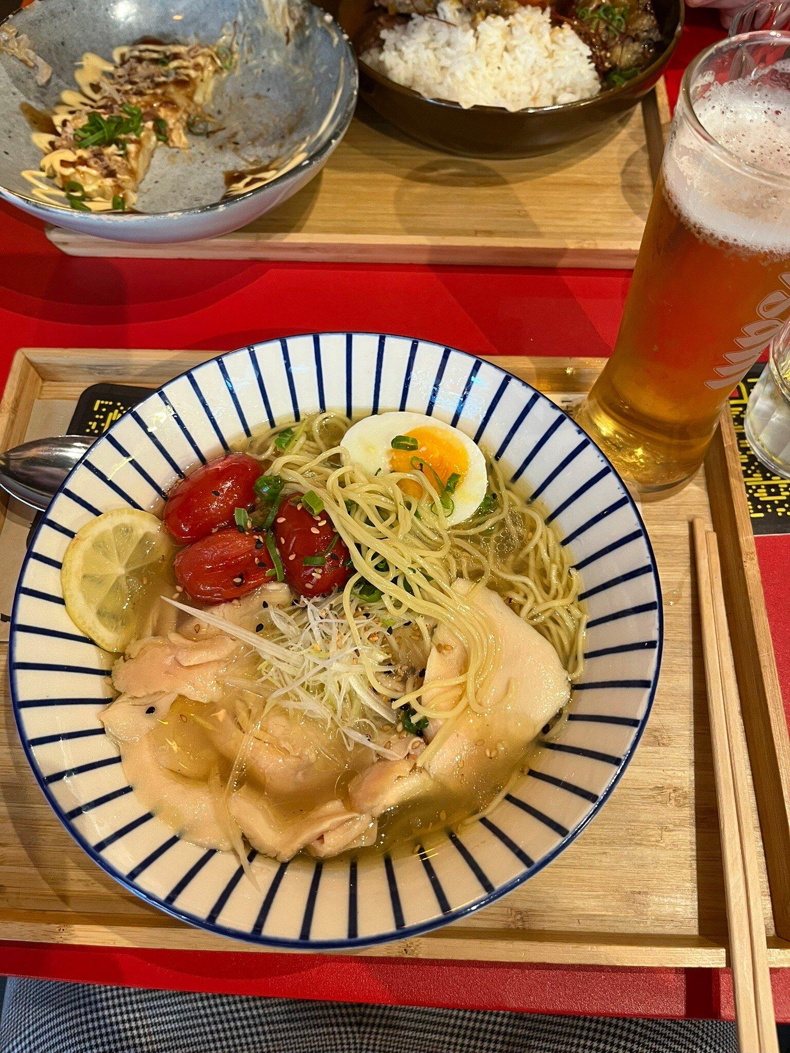 Photo by BanjolinoBazar