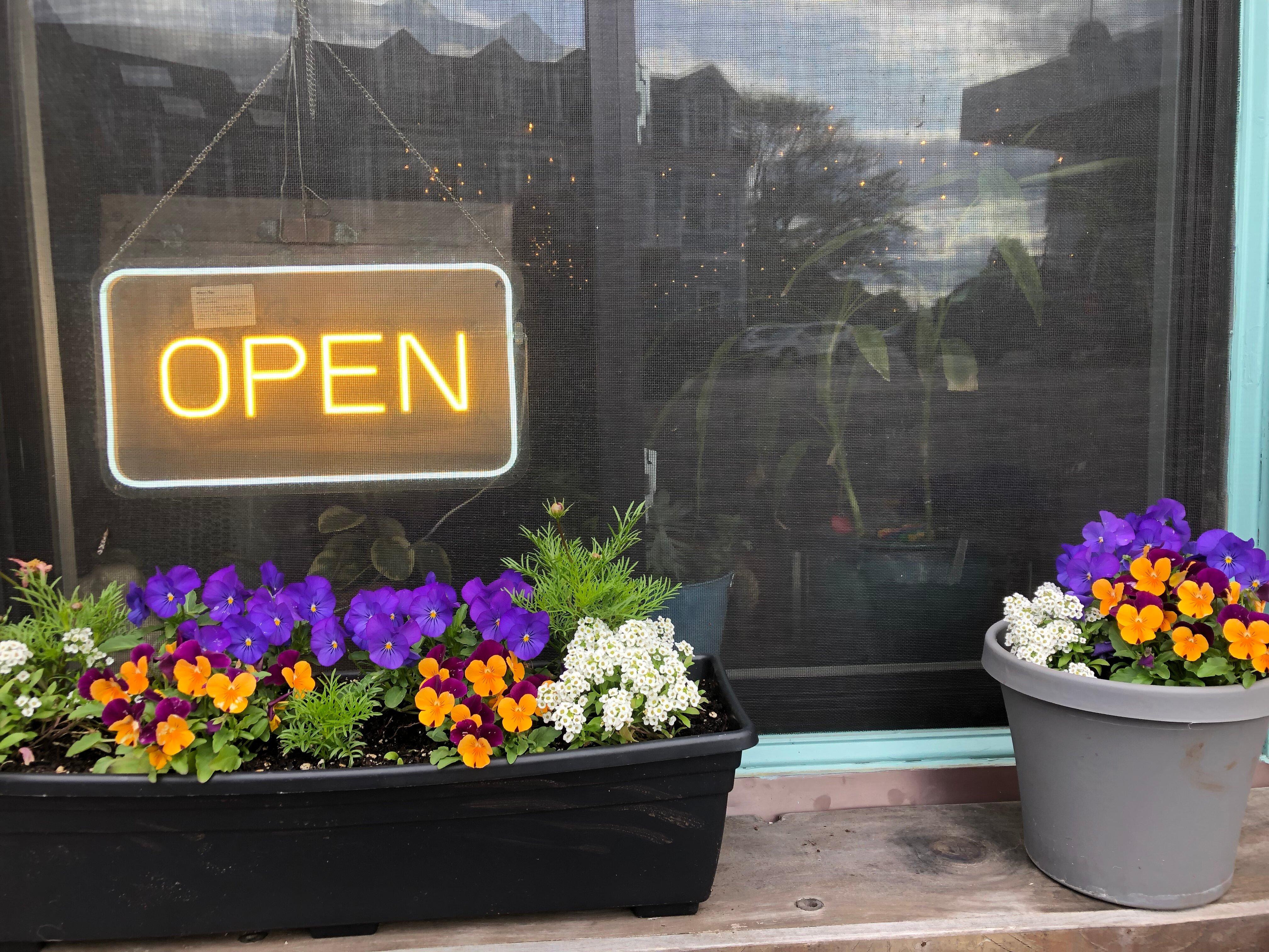 Sundrop American Restaurant & Bar