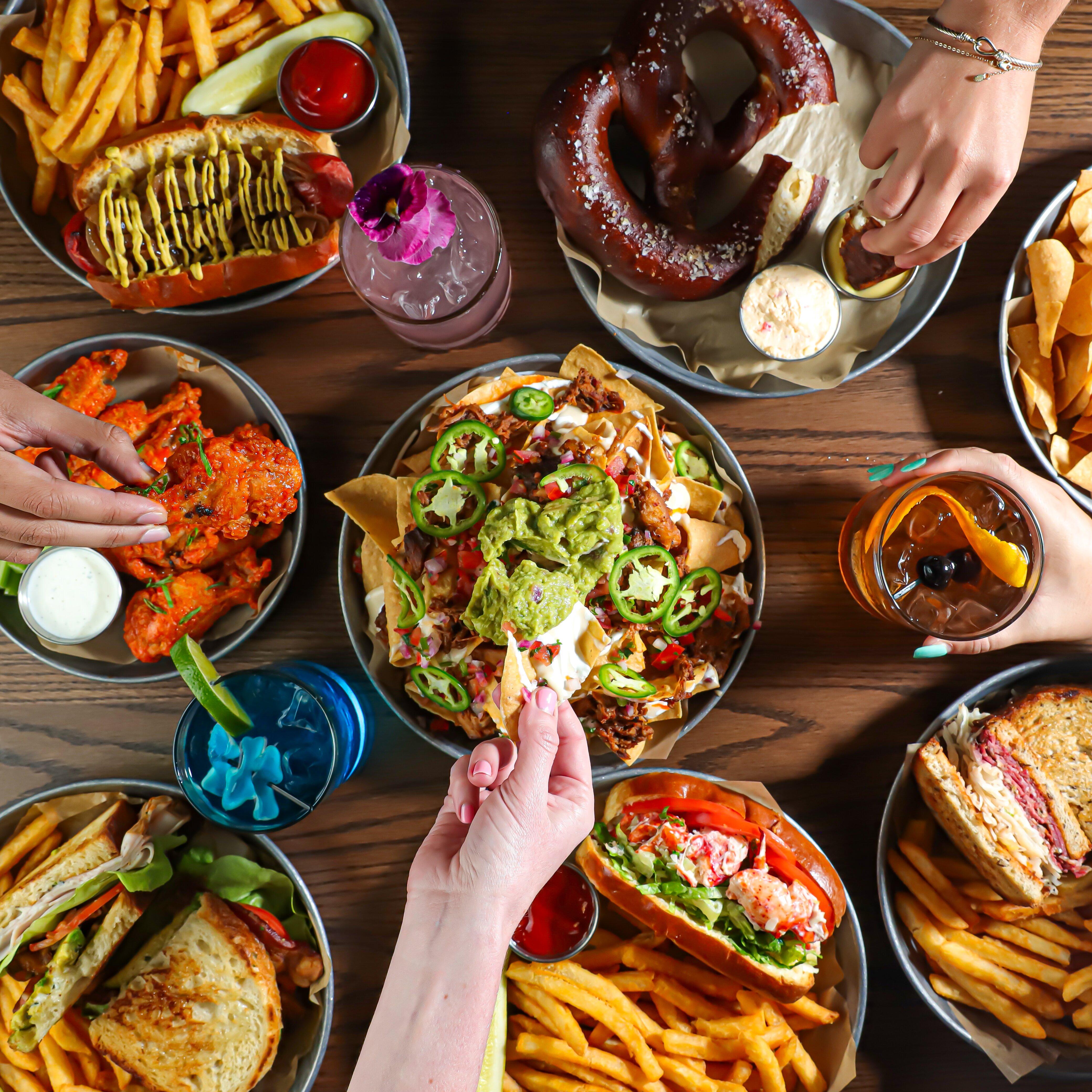 DraftKings Sportsbook at Wrigley Field