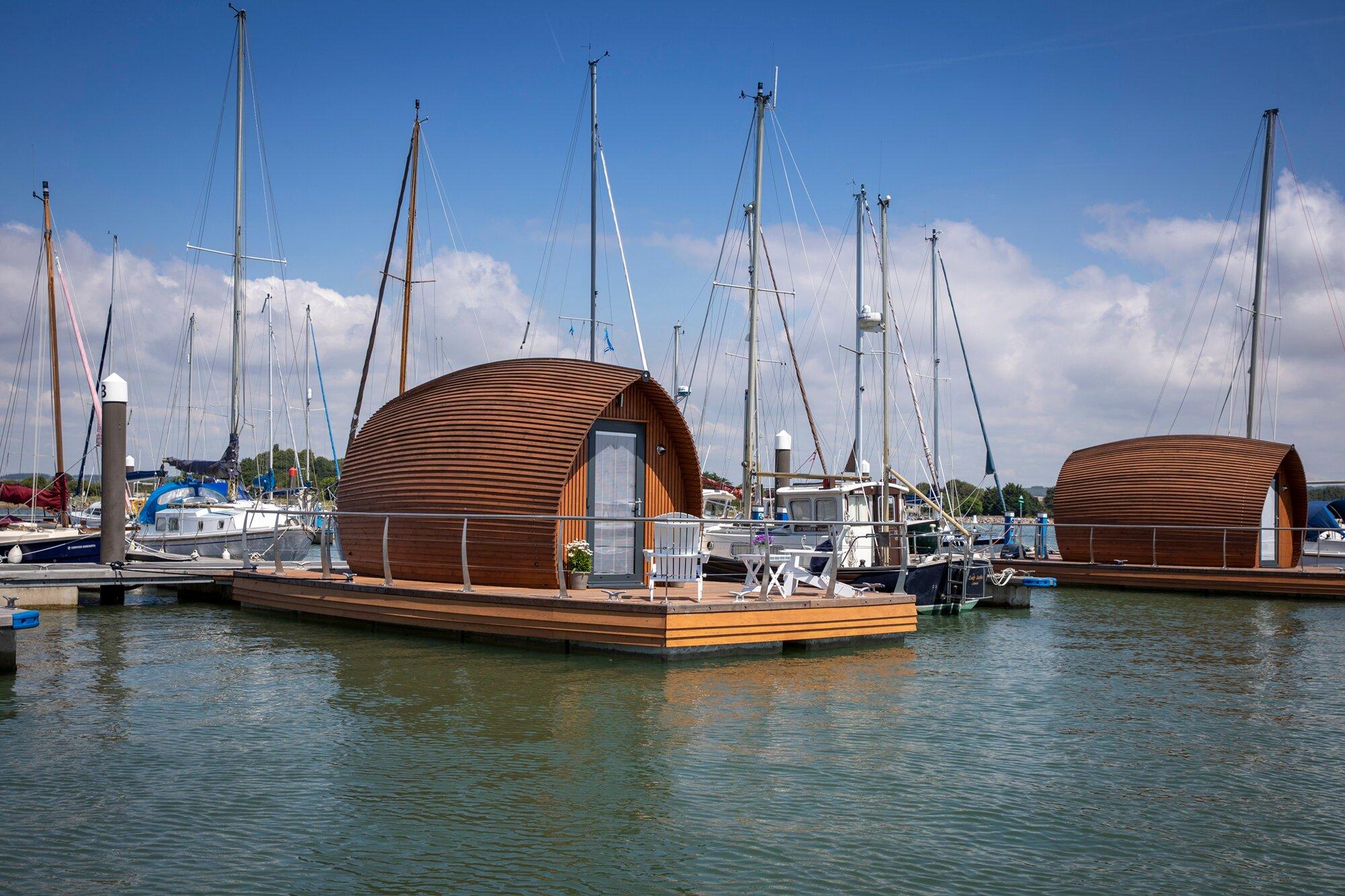 Samphire Ark 900 Boat