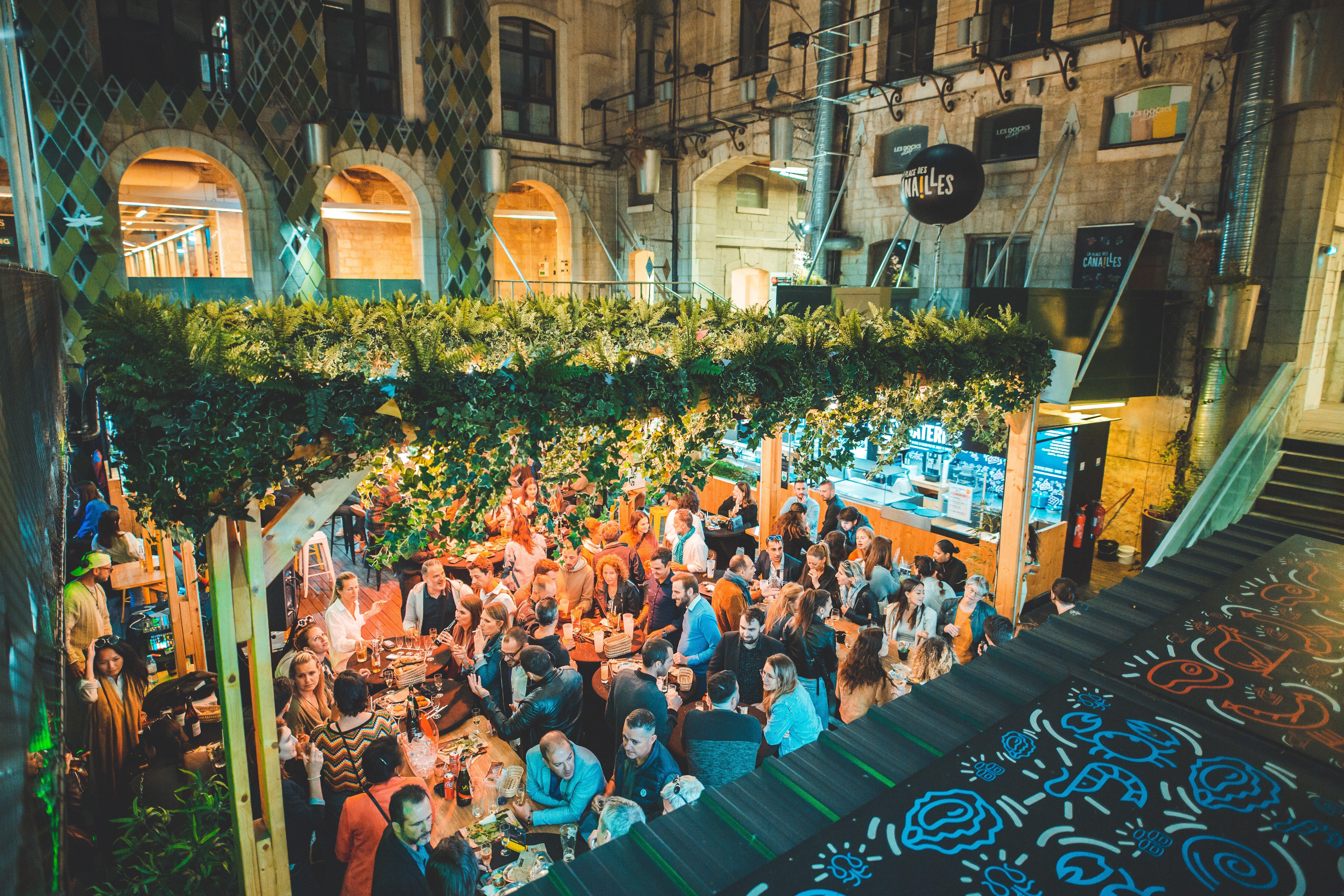 La Place Des Canailles