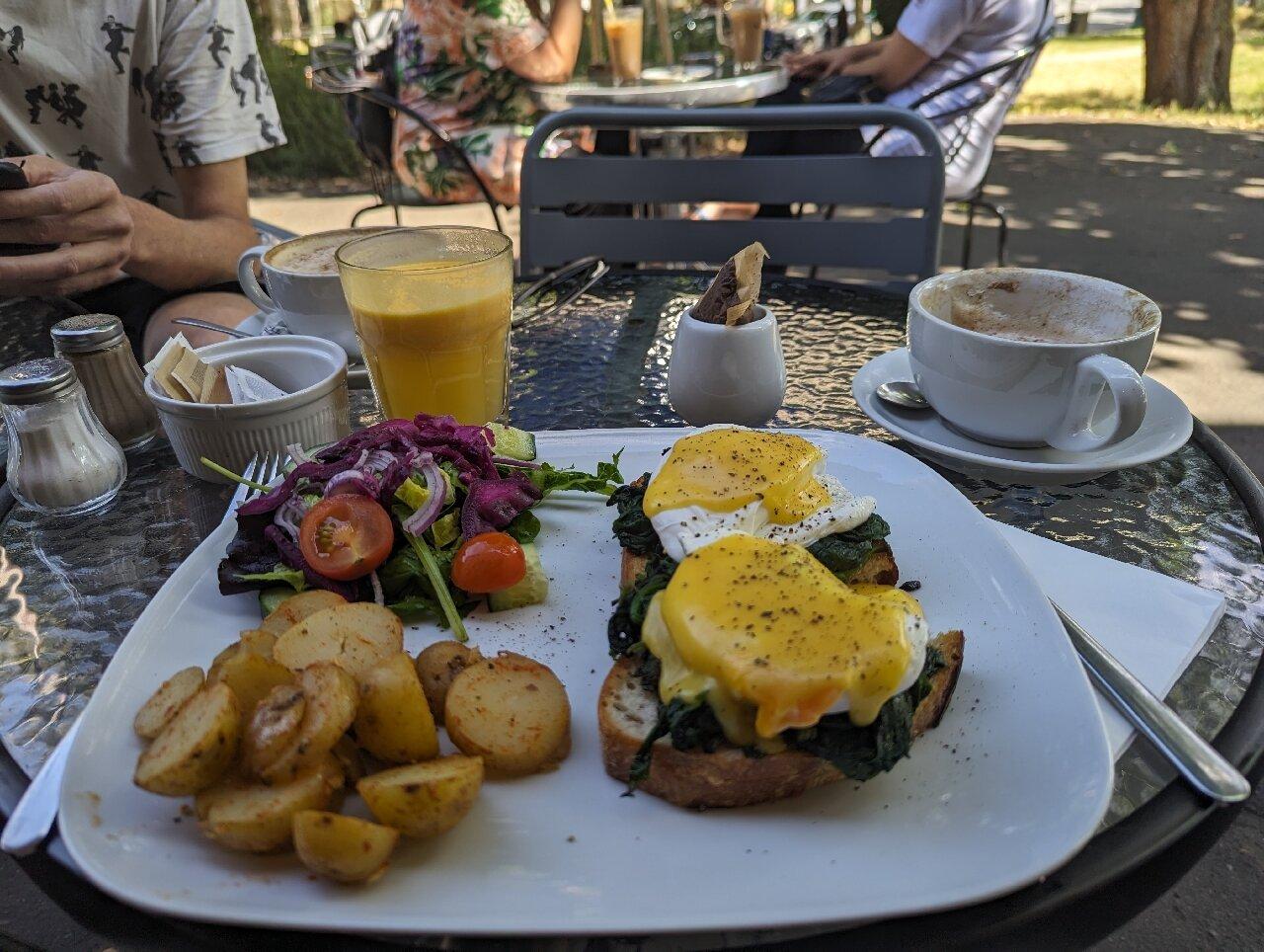 Bread And Marmalade Cafe