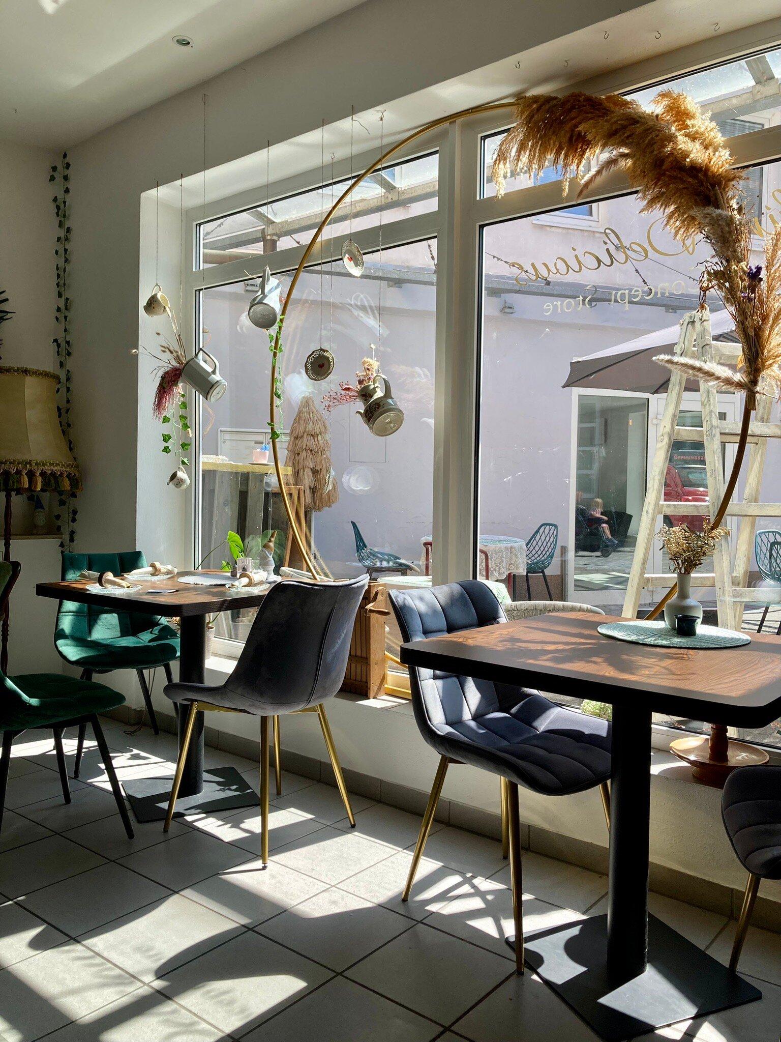 Rockin Delicious Cafe