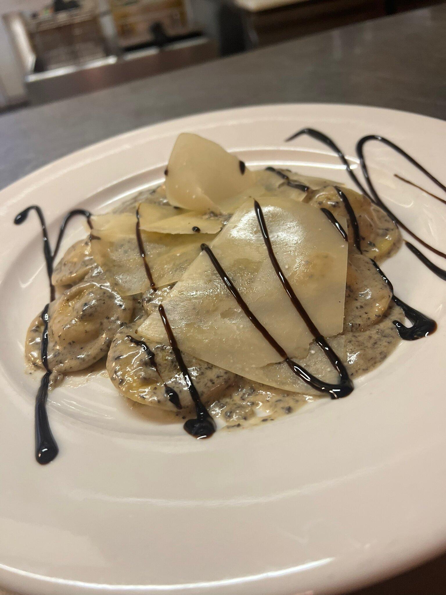 Portofino Roode Steen: Al Porto