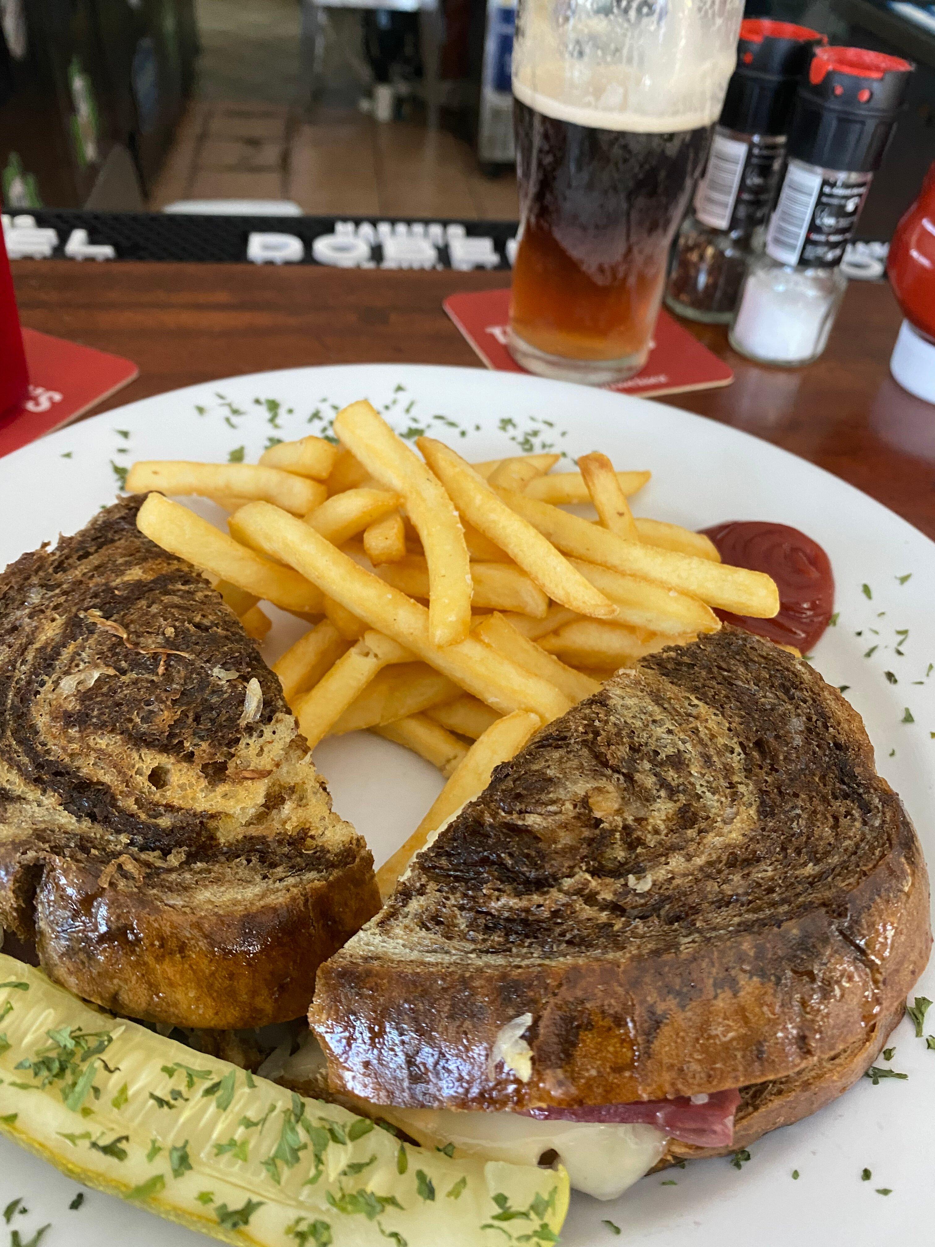 O’Leary’s Bar & Grill