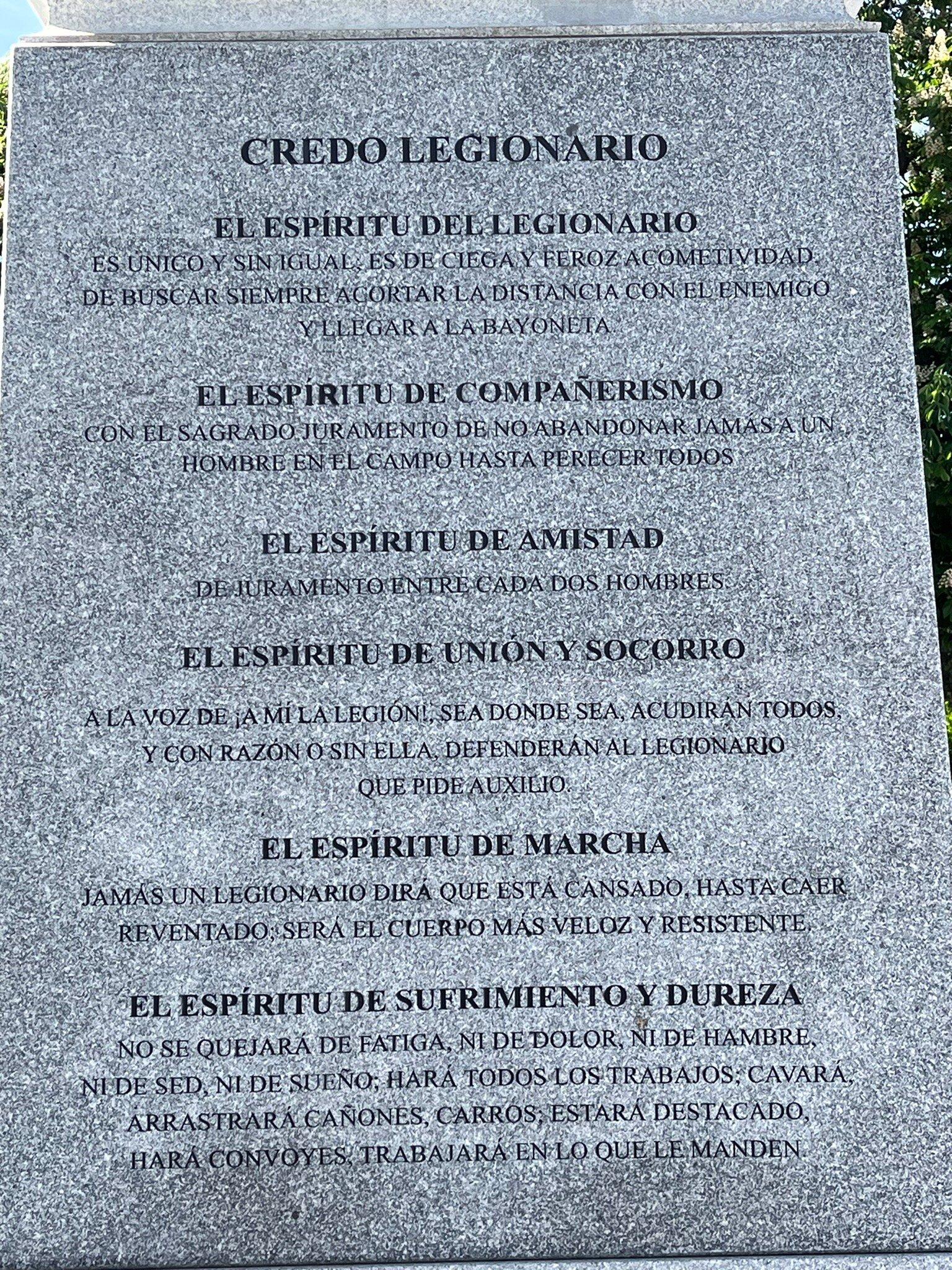 Monumento A La Legión