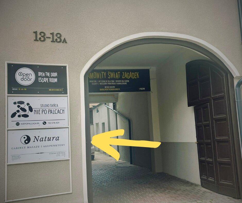 Open The Door - Escape Room