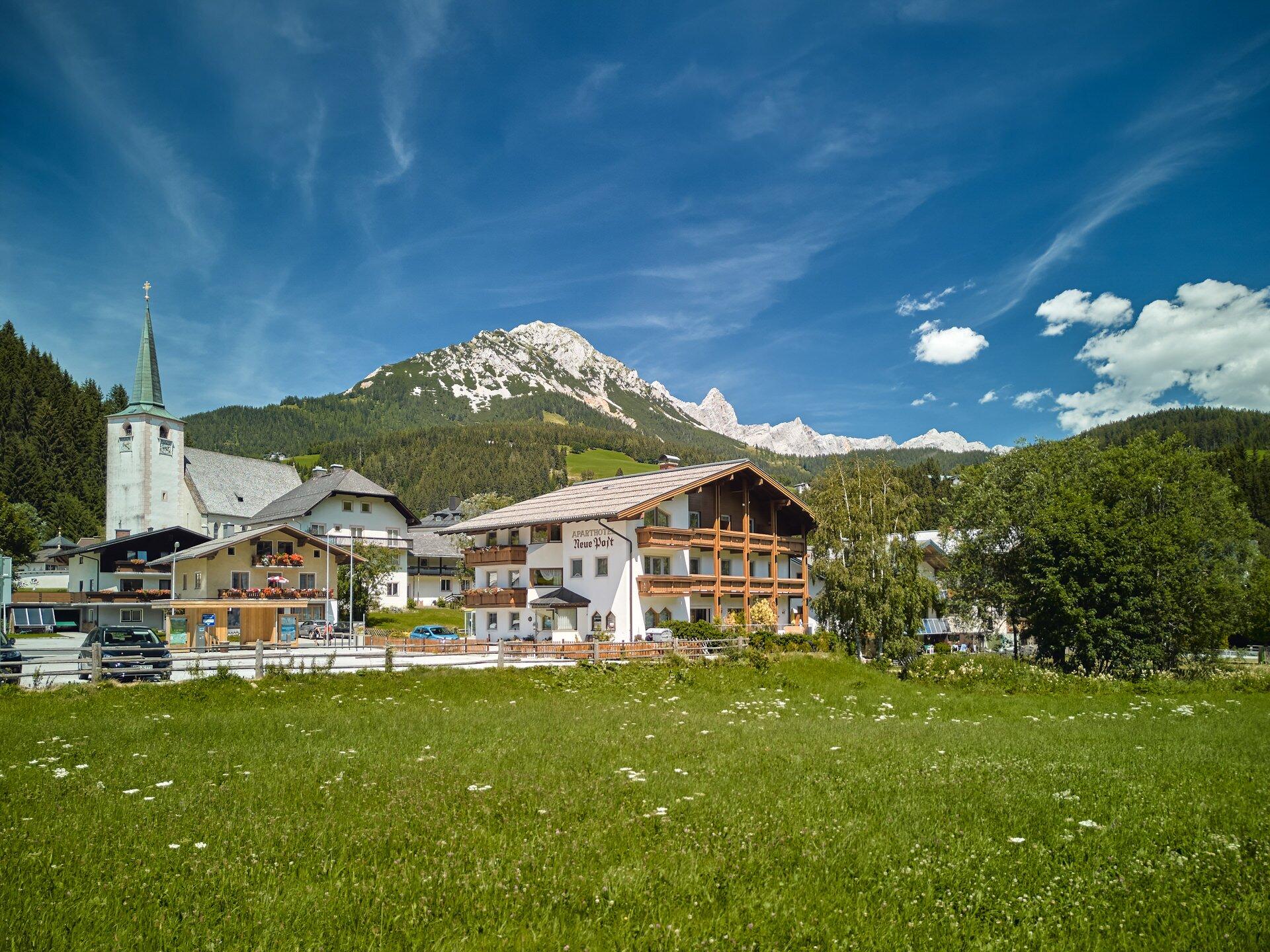 Neue Post Appartements