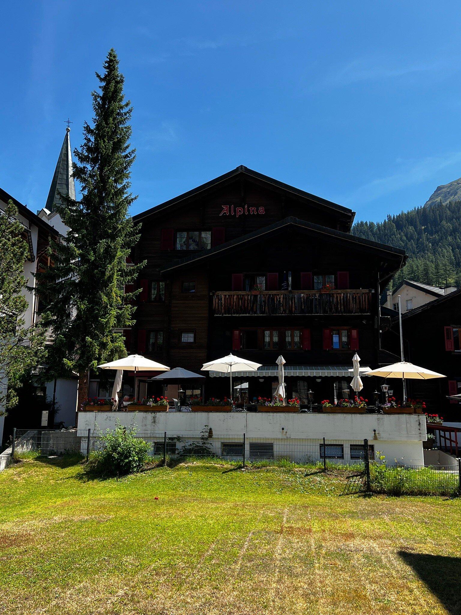 Hotel Alpina