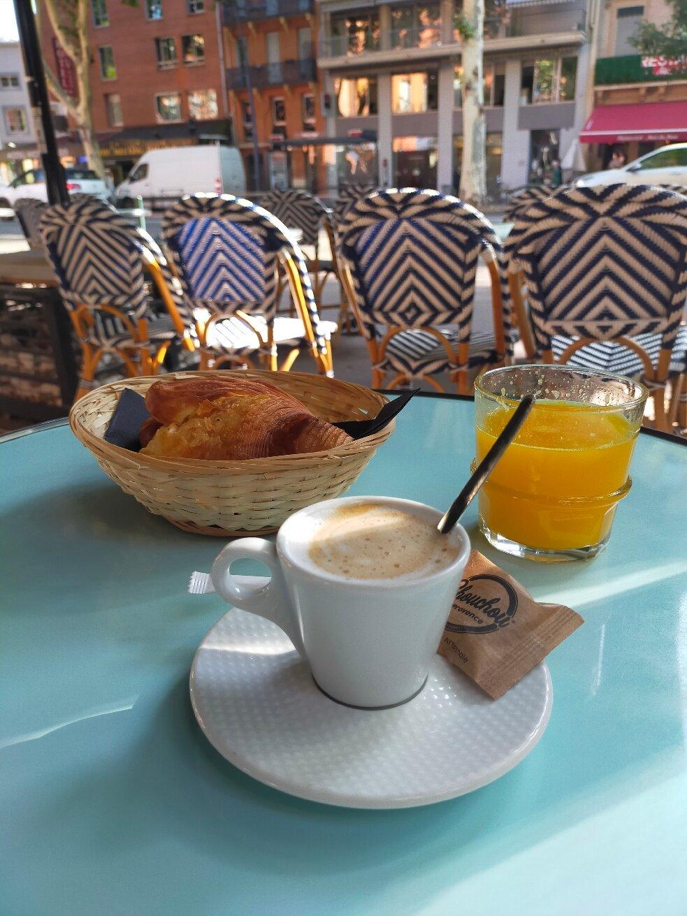 Photo by Curiosity14706019238