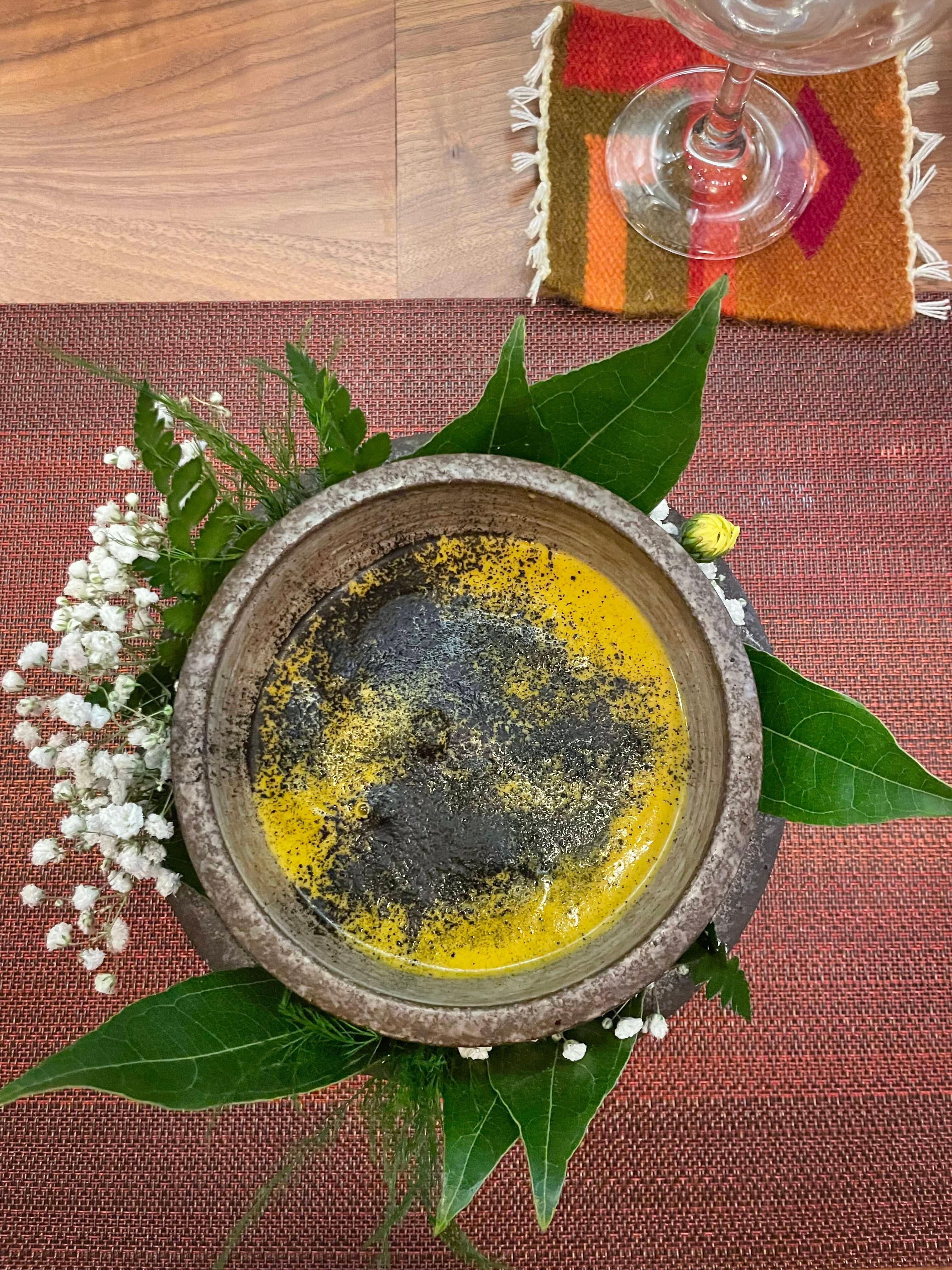 Photo by oodlesofwanderlust