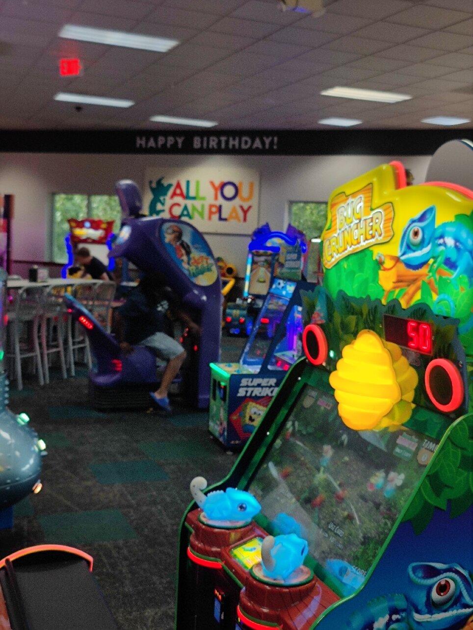 Chuck E. Cheese