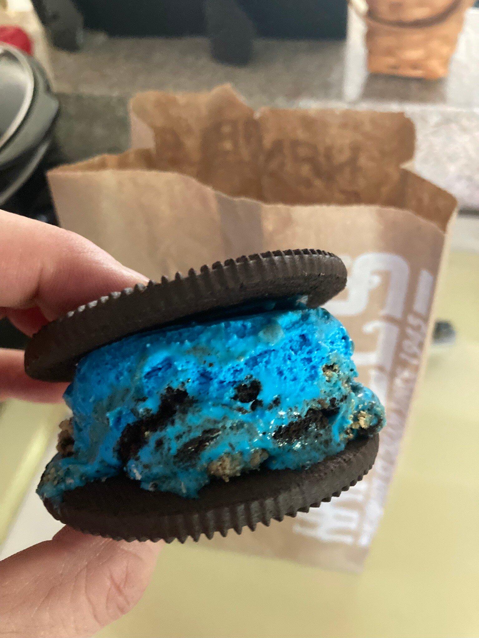 Photo by THINGS2LIVE4