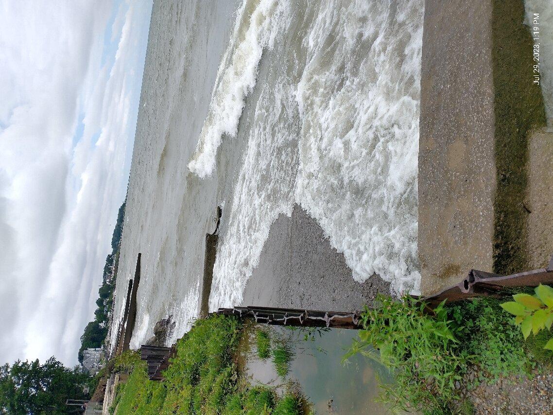 The Landing Festival Marketplace