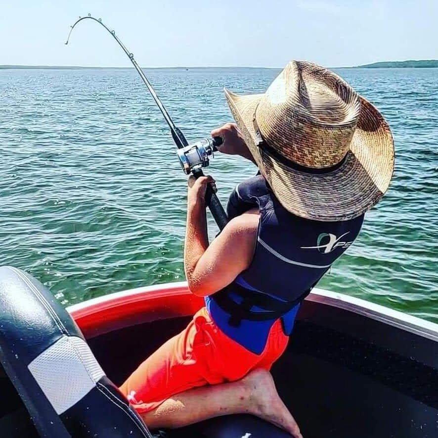 Bonefisc Striper Guide Service & Bed and Breakfast