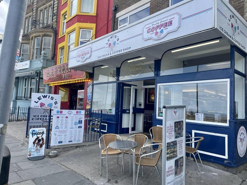 Lewis's Ice Cream and Coffee Shop