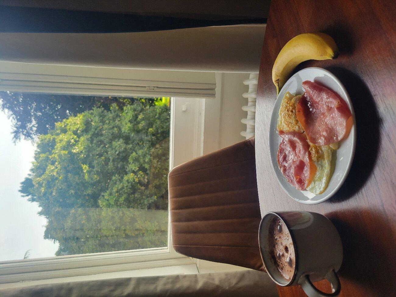 4 Berkeley Sq - YourApartment