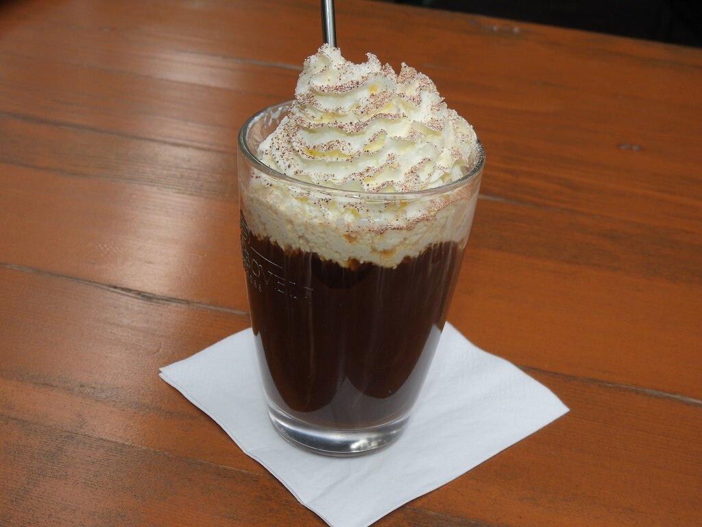 Photo by Pommeshaeher