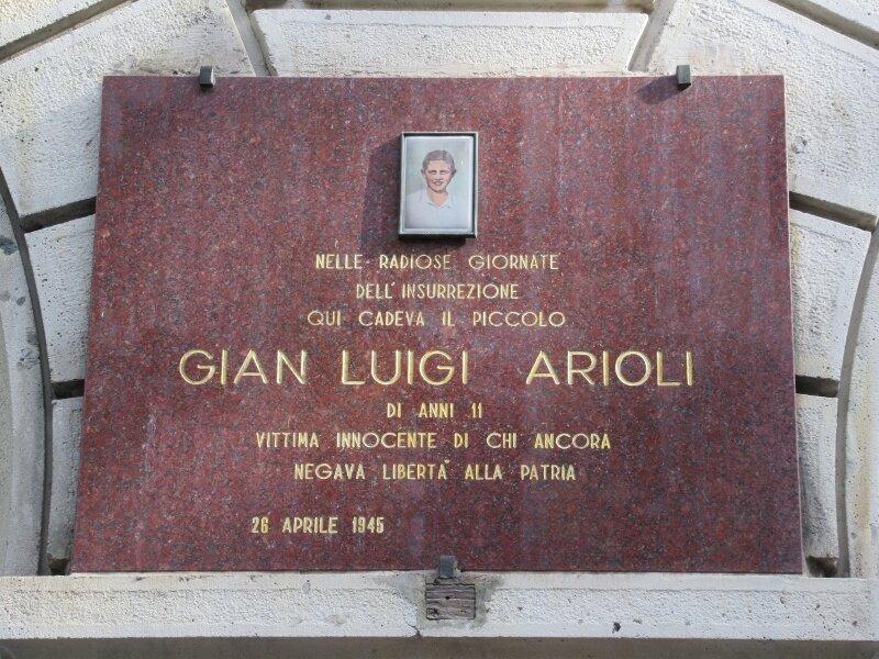 Lapide in memoria di Gian Luigi Arioli