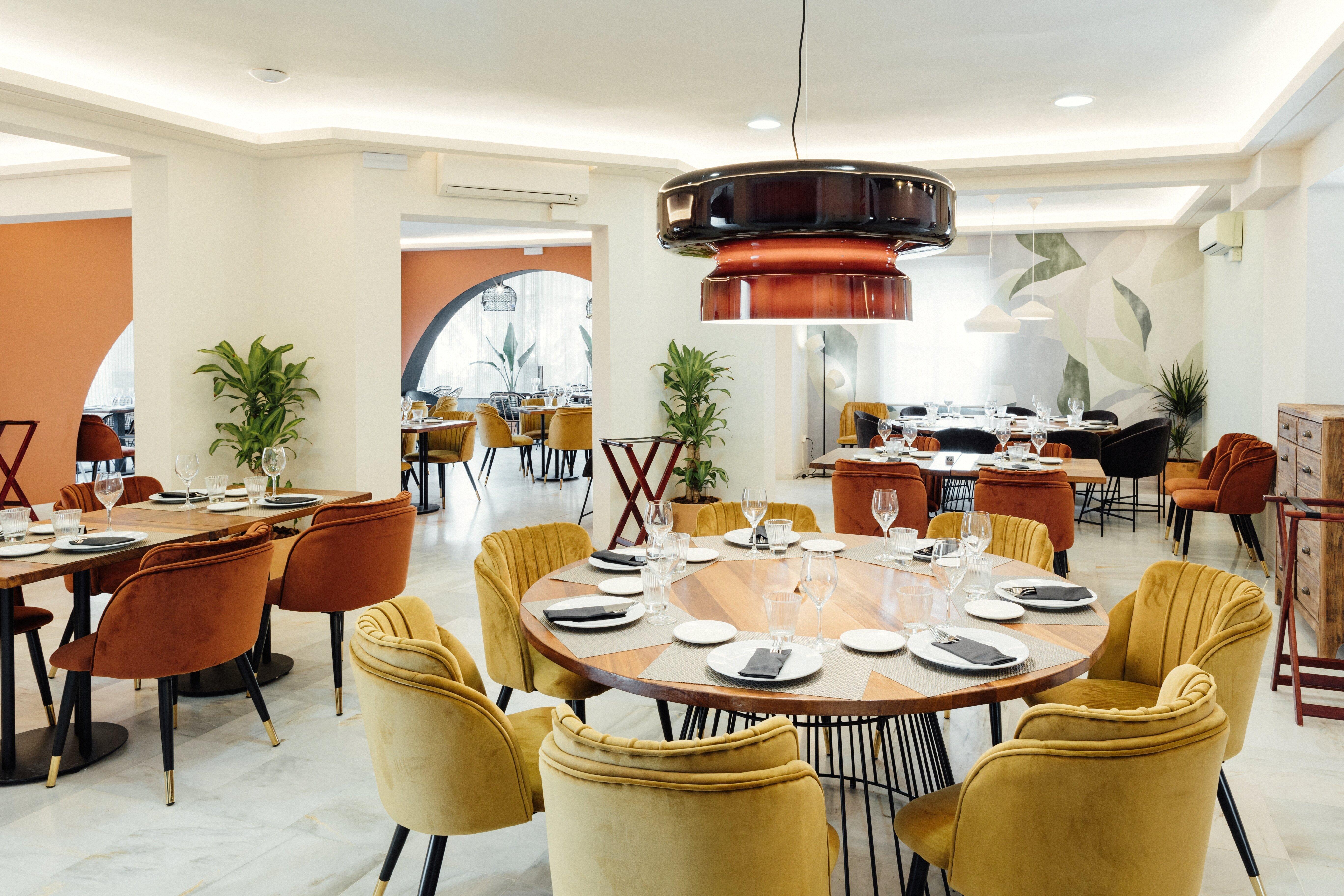 Abq Los Espejos Restaurante