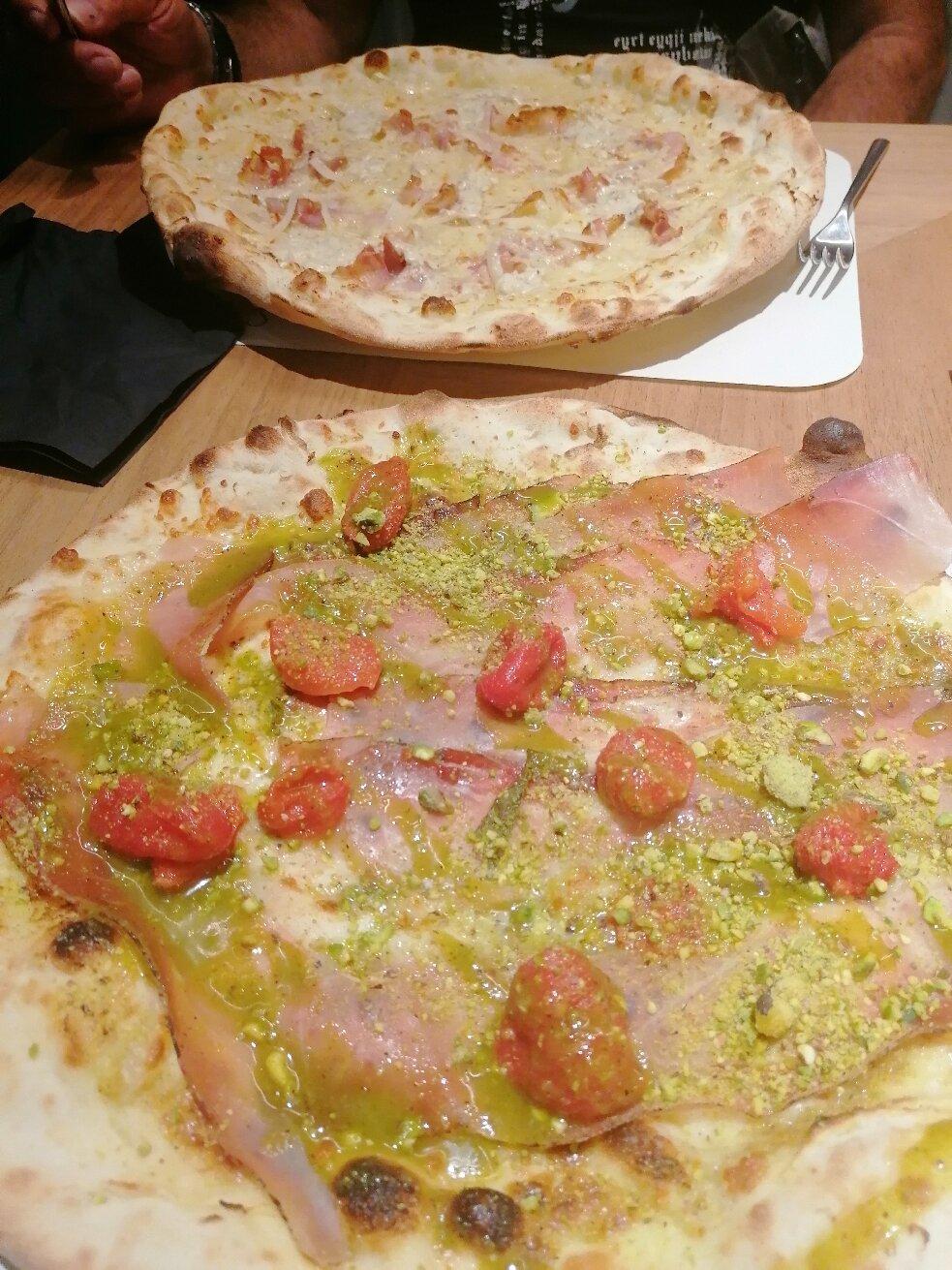 Serafina Mette Tutti a Tavola