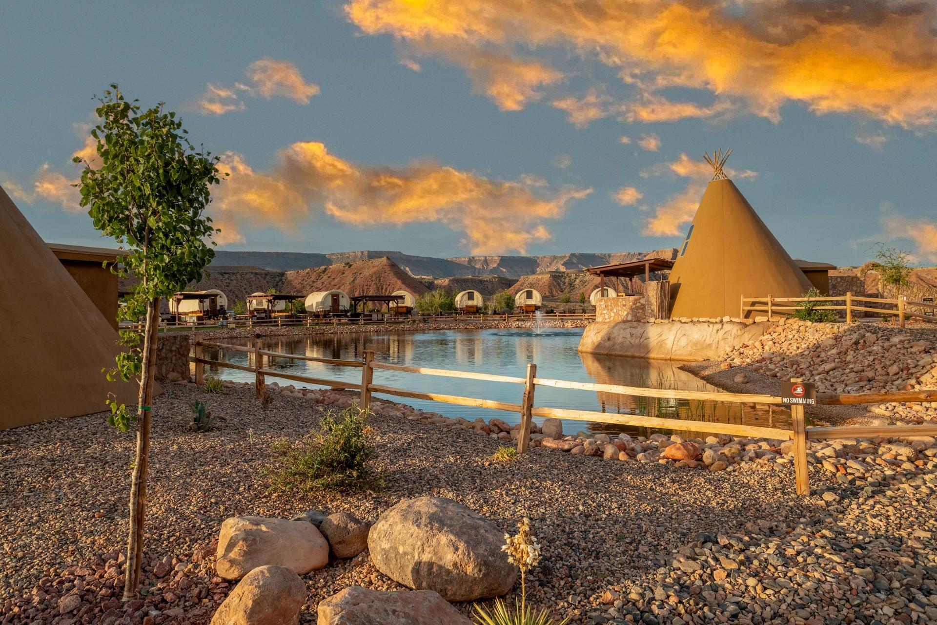 Zion White Bison Glamping & RV Resort