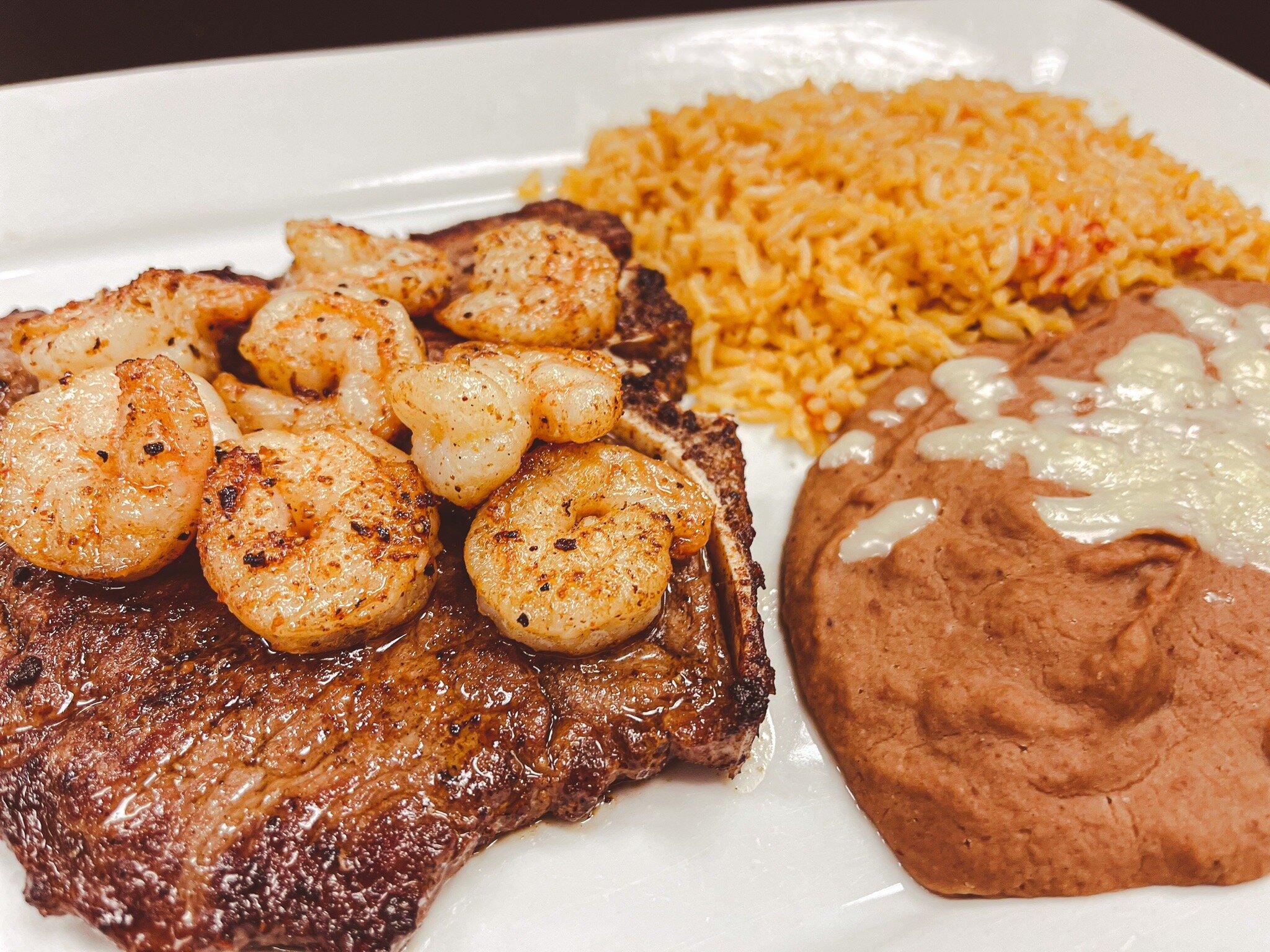 Santi’s Mexican Grill and Sports Bar