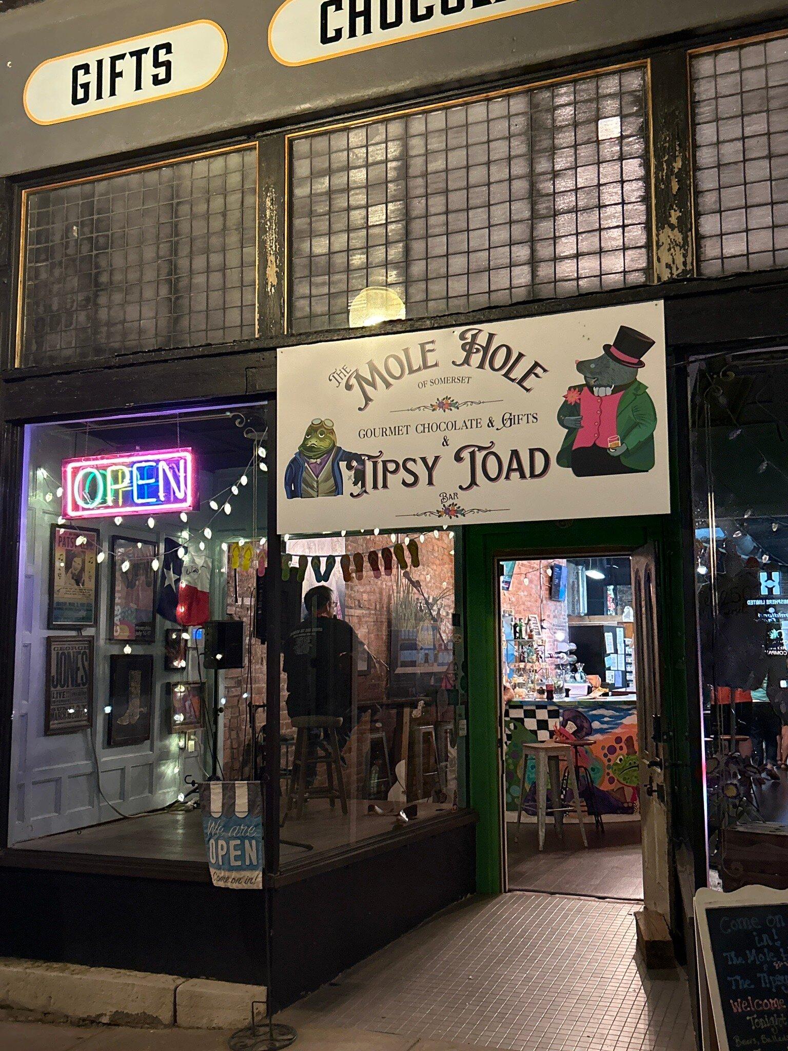 Photo by tammyatthemolehole