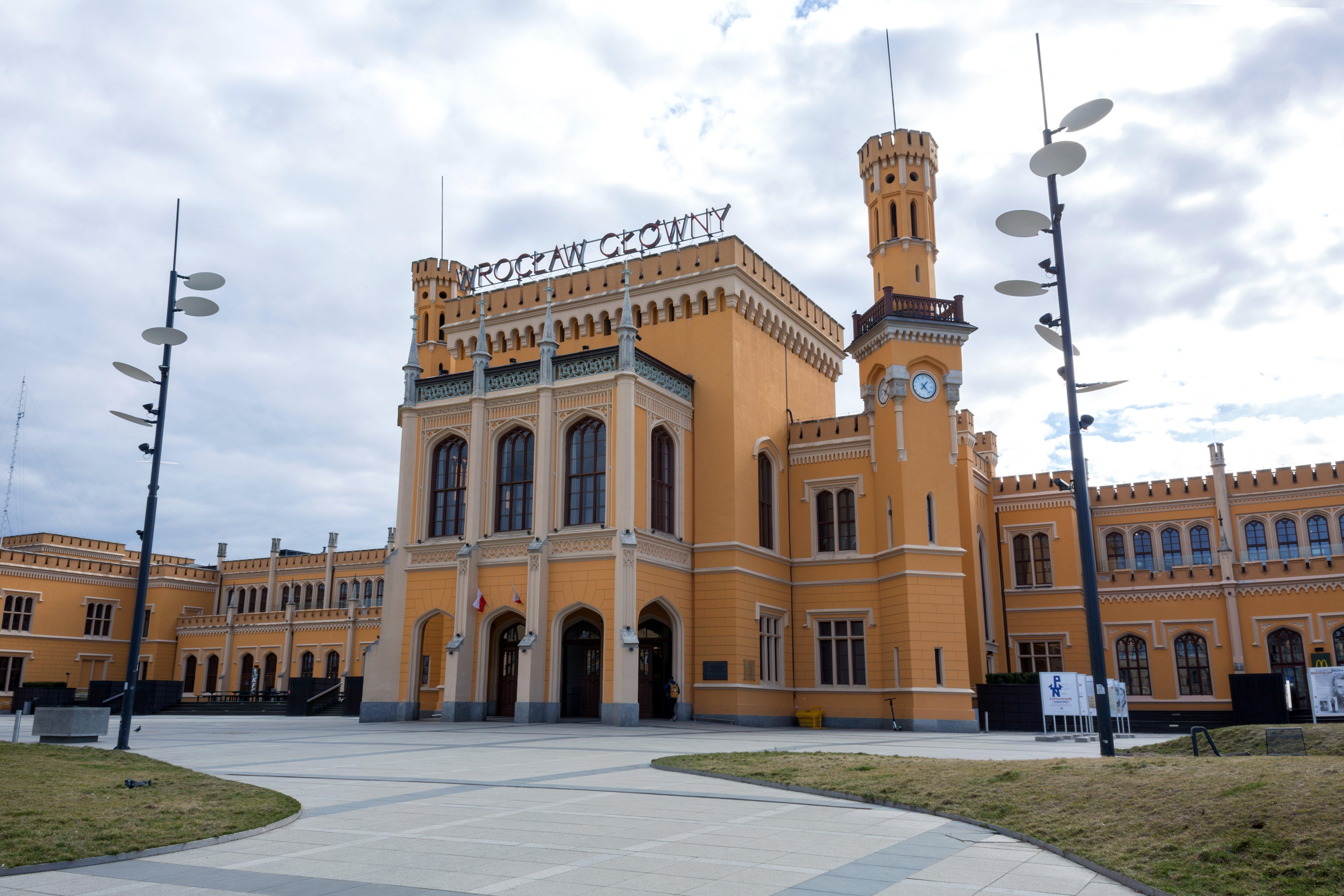BWA Wrocław Główny Gallery