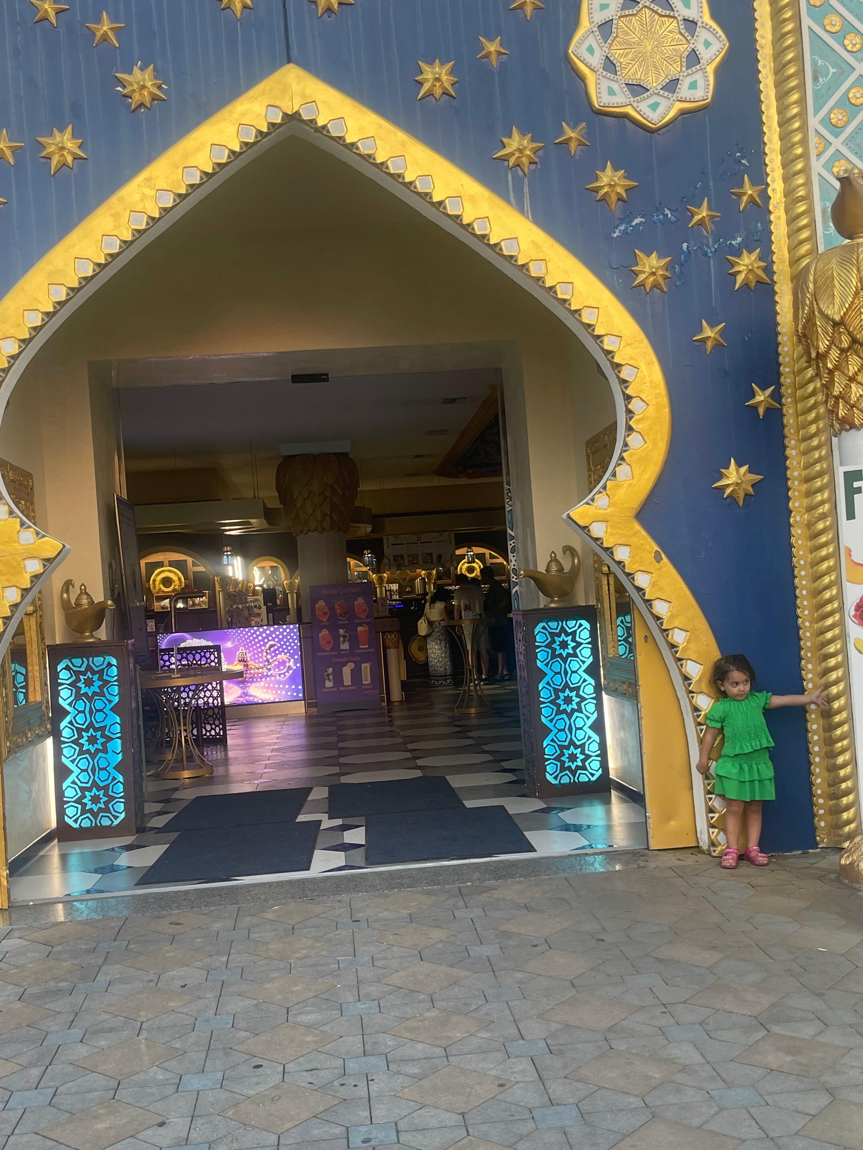 Photo by G5444EAdariom