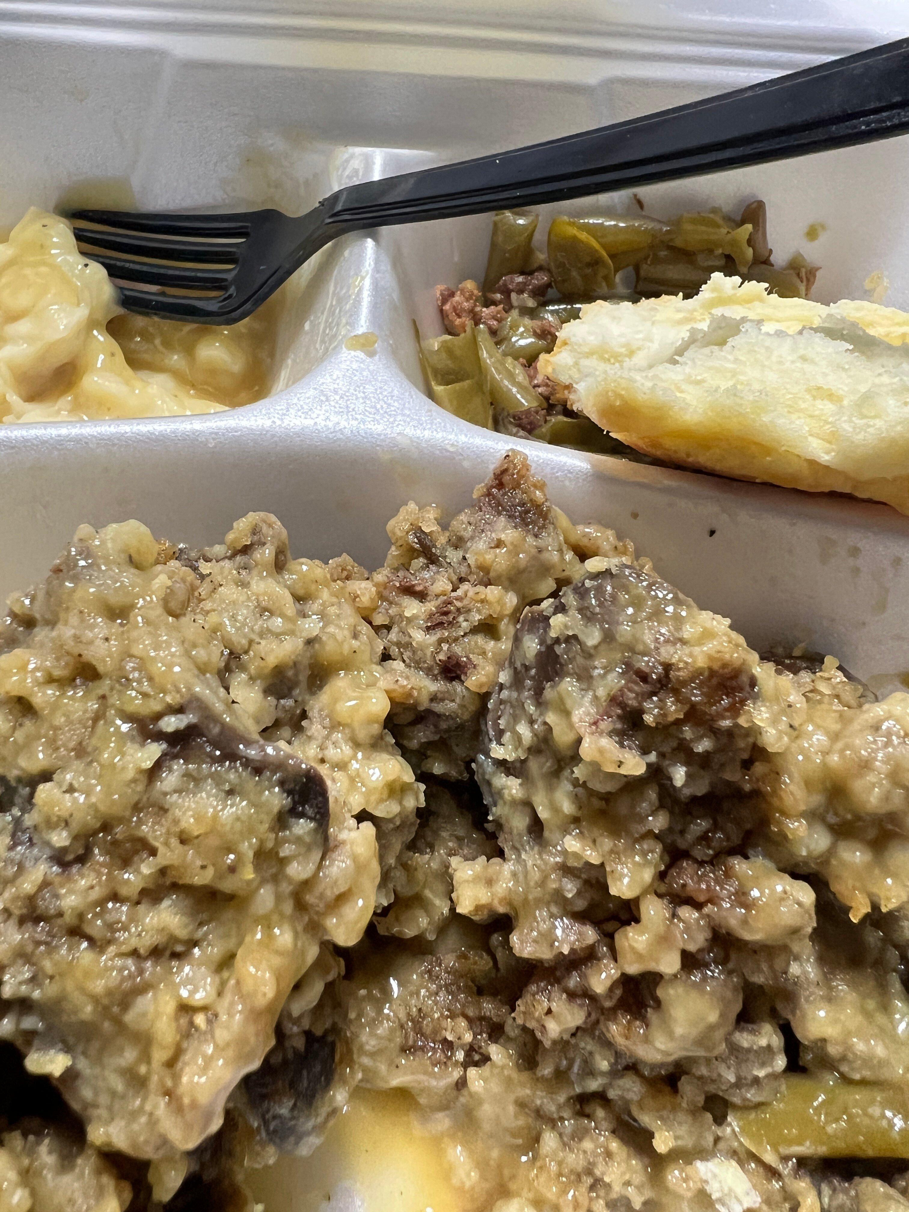 Lee's Famous Recipe Chicken