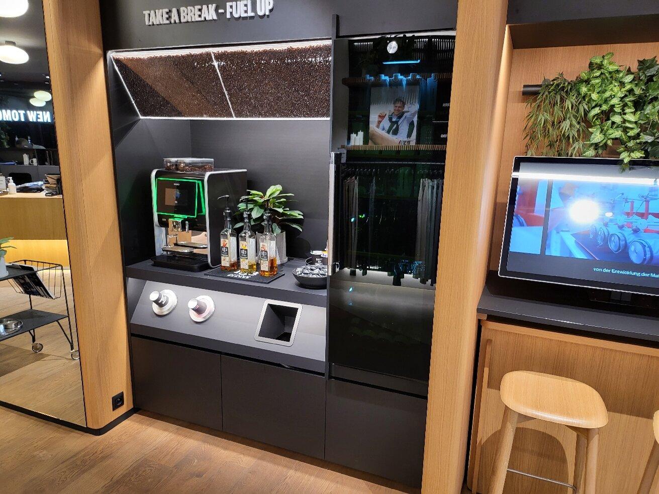 Photo by tallcouplesf