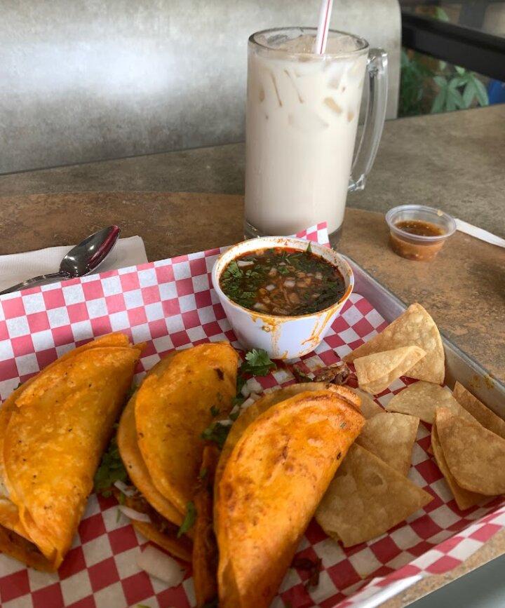 Chukis Deli Mexicano