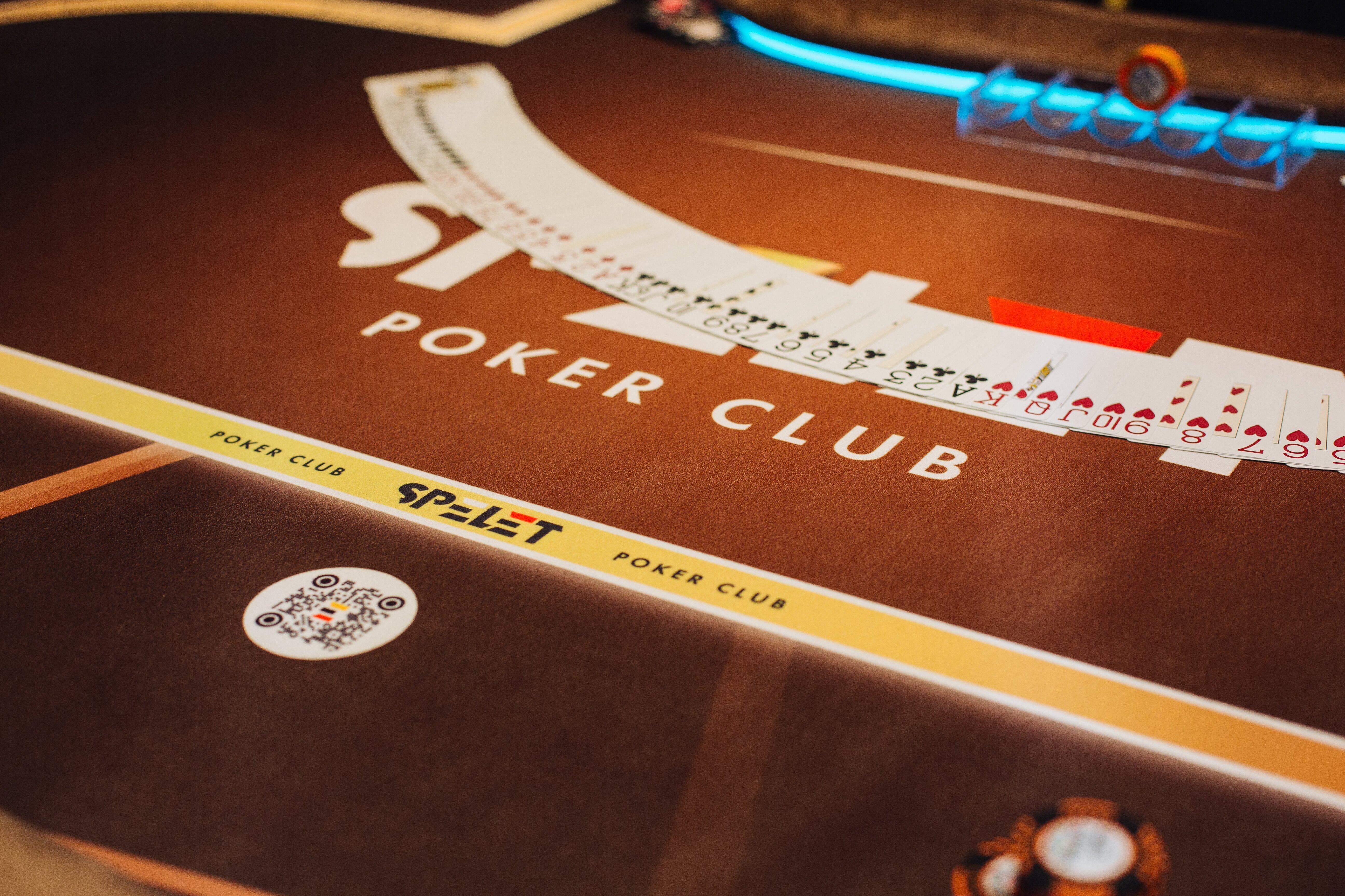 Spēlēt Poker Club