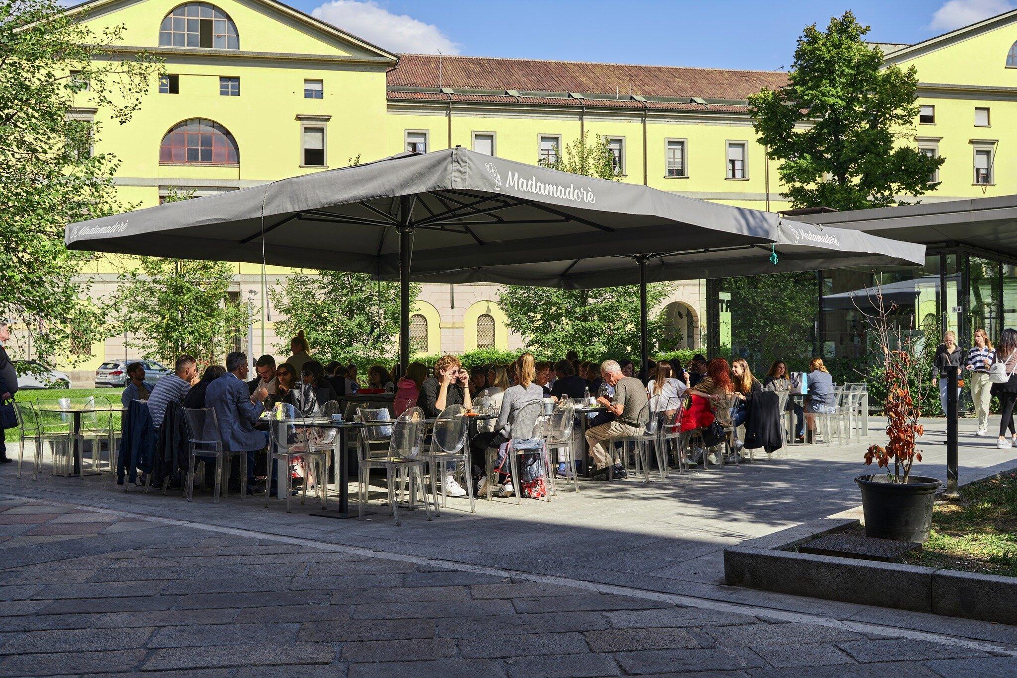 Madamadorè Street Food Bar