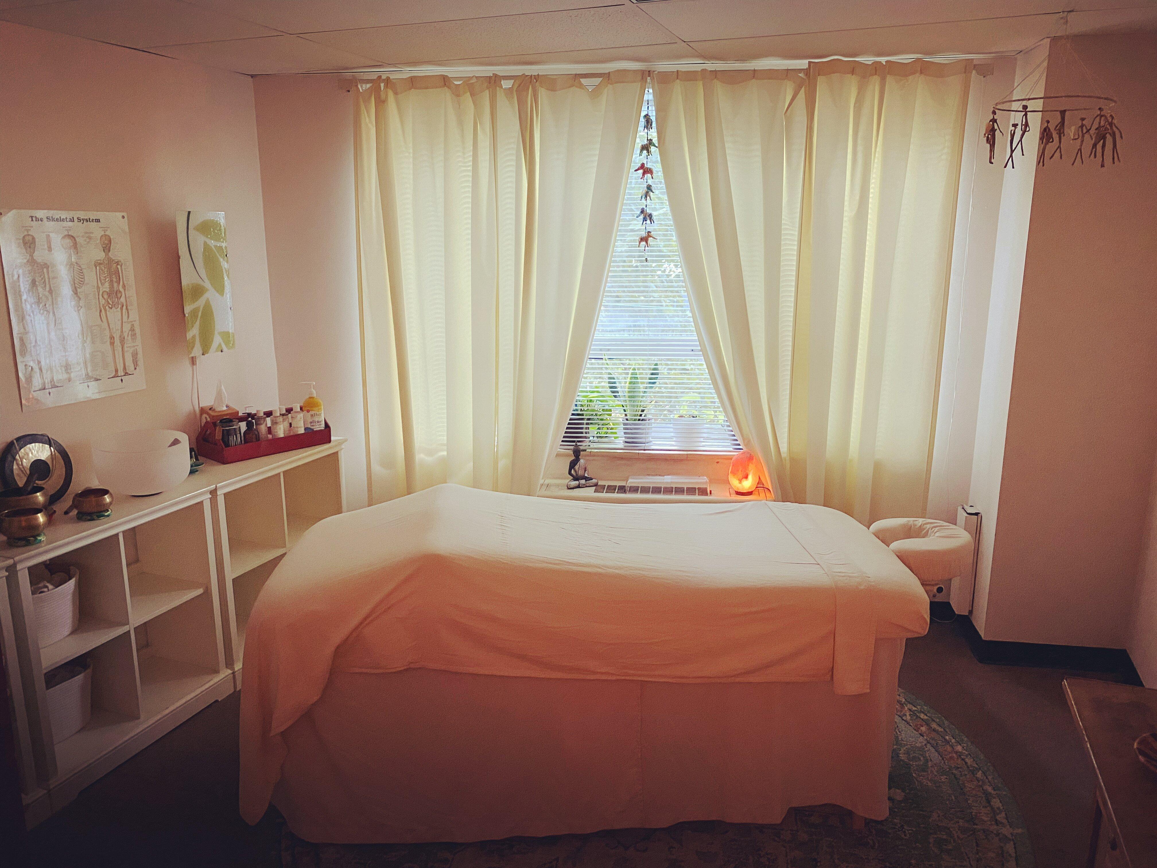 Live Awake Therapeutic Massage