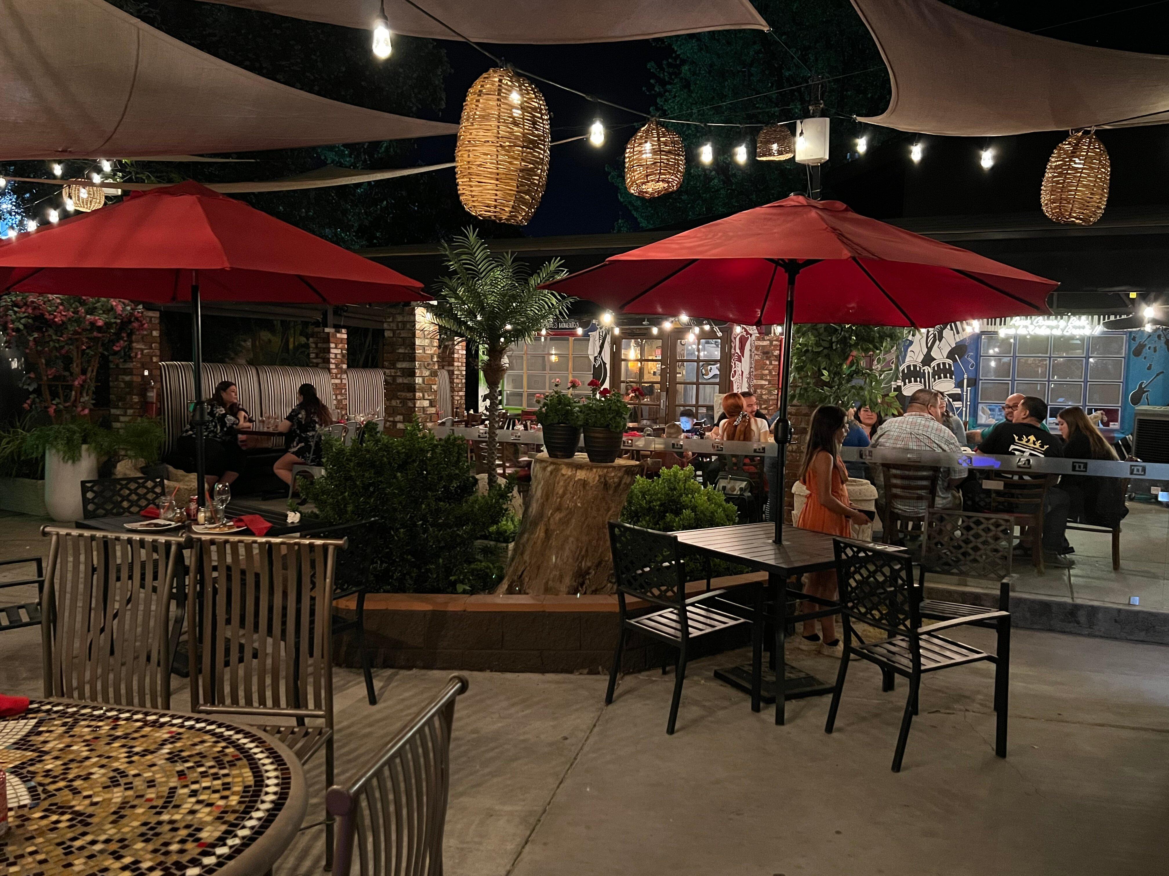 Tito's Pizza Italian Eatery