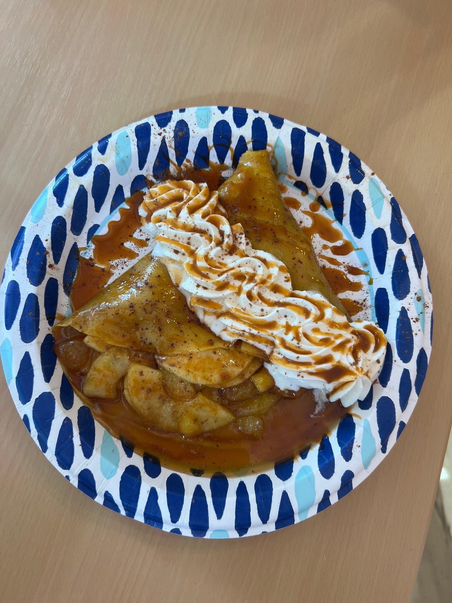 Ma's Crepes and Cakes